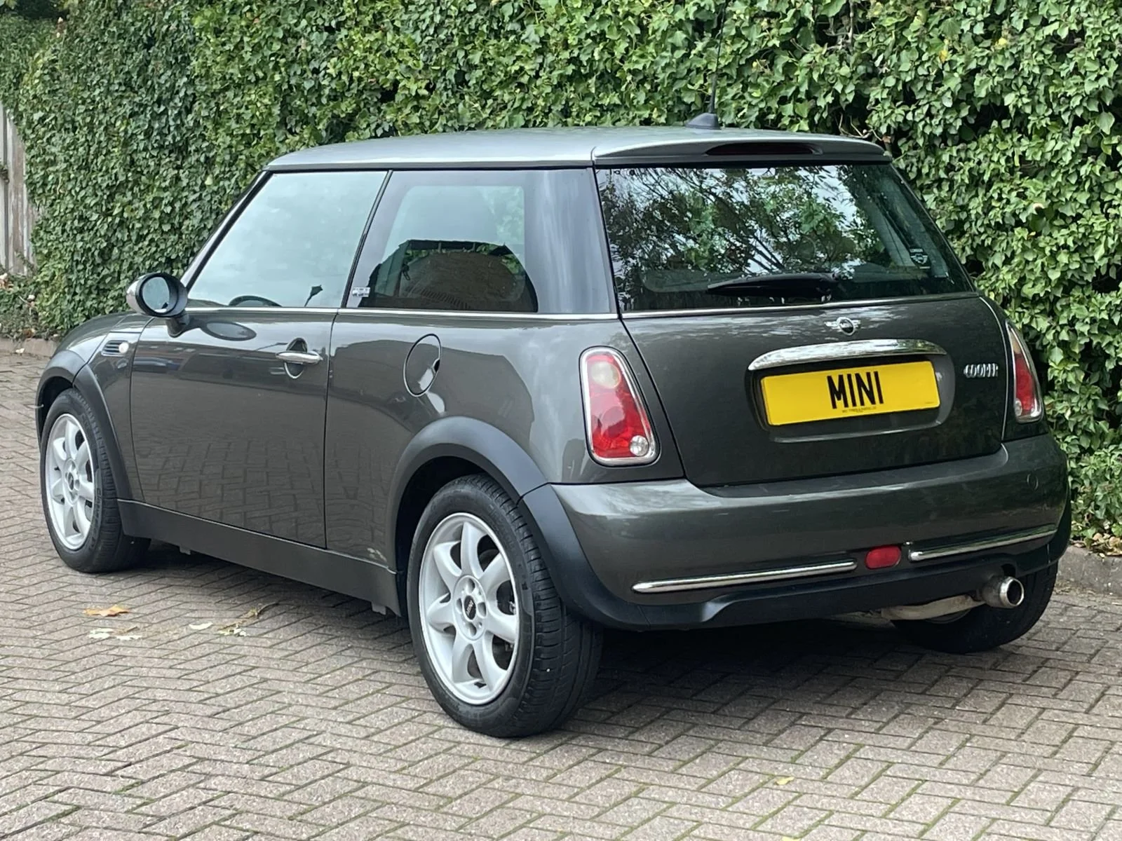 VK56 Park Lane Cooper Automatic 16.jpg