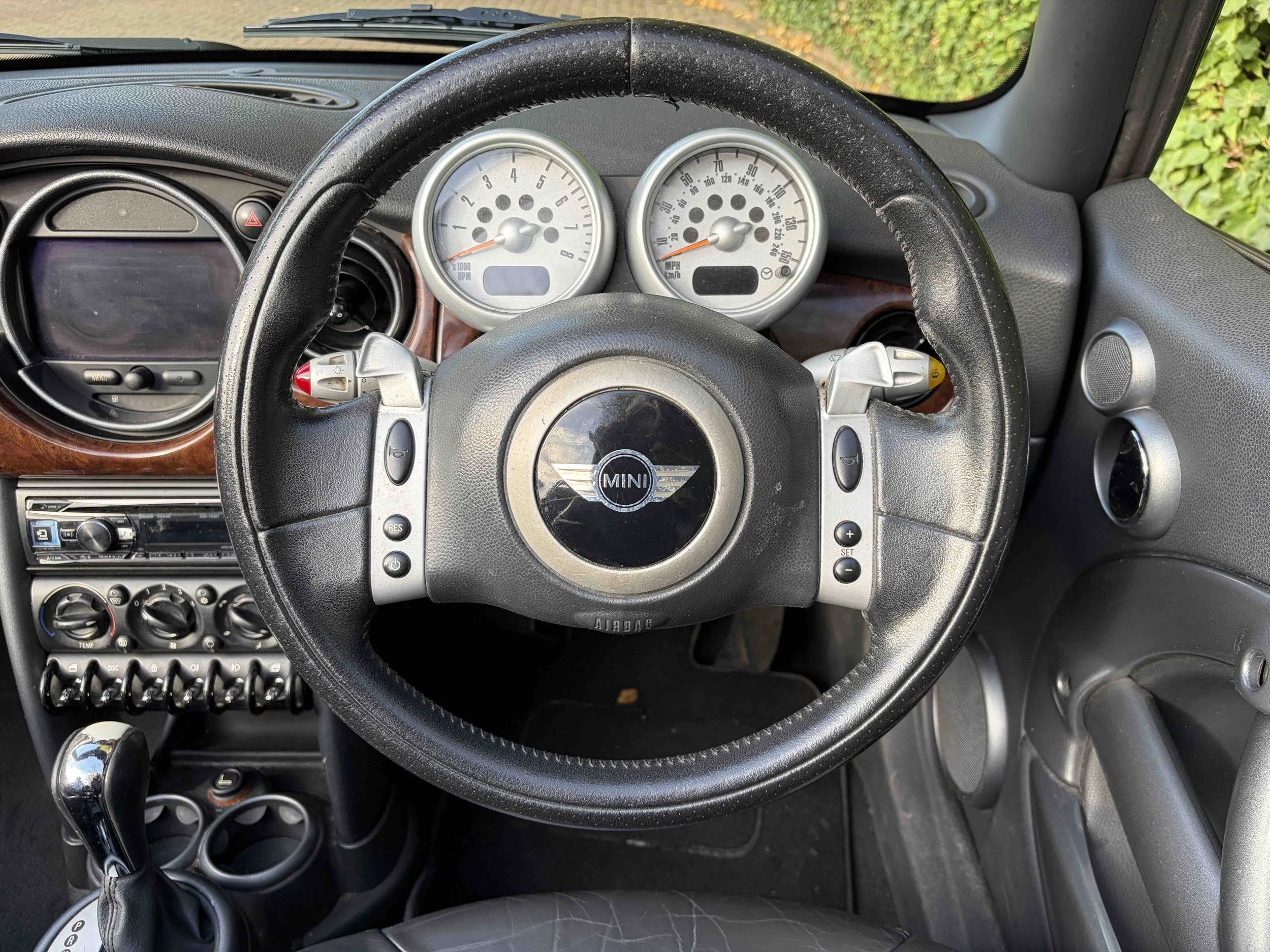 LL55 CLY Black Cooper Con-V 1.jpg