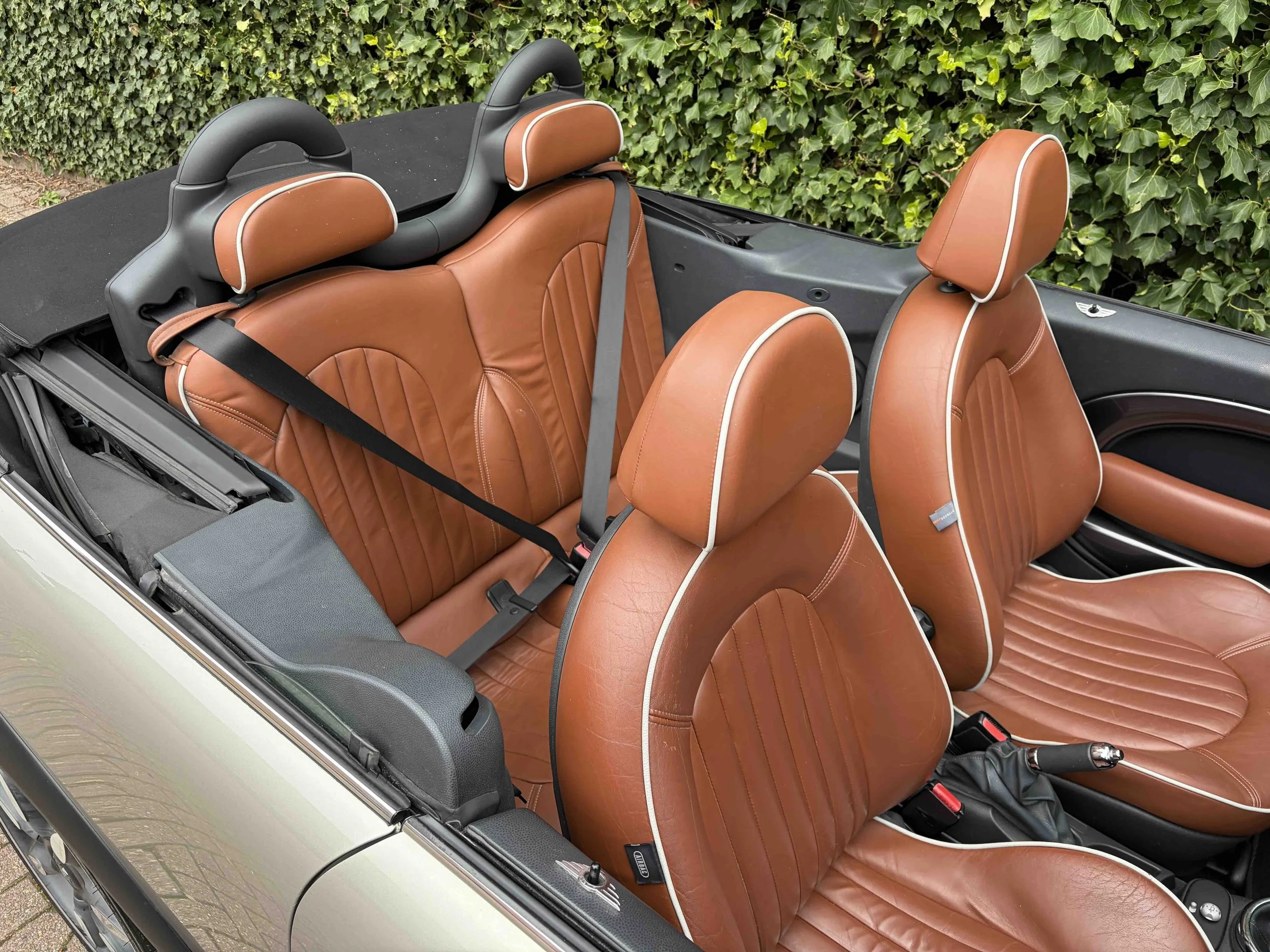 YS07 LFR Sparkling Silver Sidewalk 4.jpeg