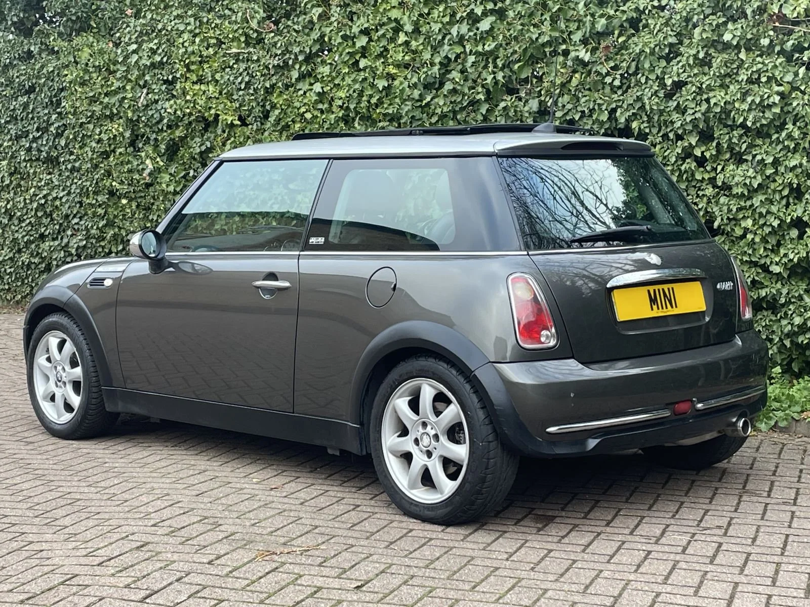 BD55 Park Lane Manual Cooper 16.jpg