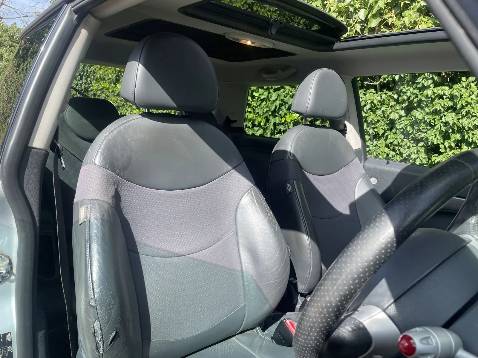 FM53 Cooper S Pure Silver Manual 9.JPG