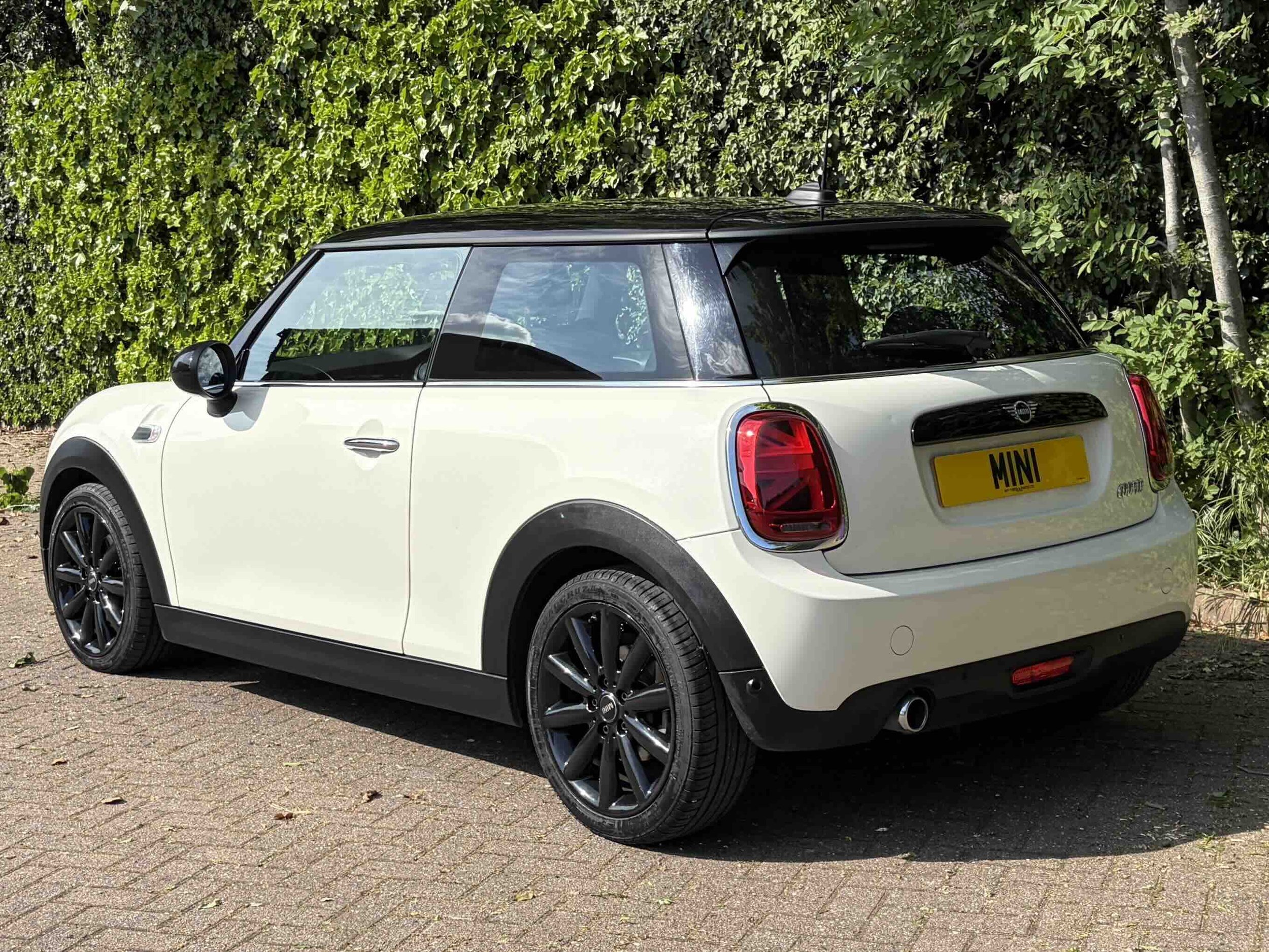 ET18 TBV White Gen 3 Manual 6.jpeg