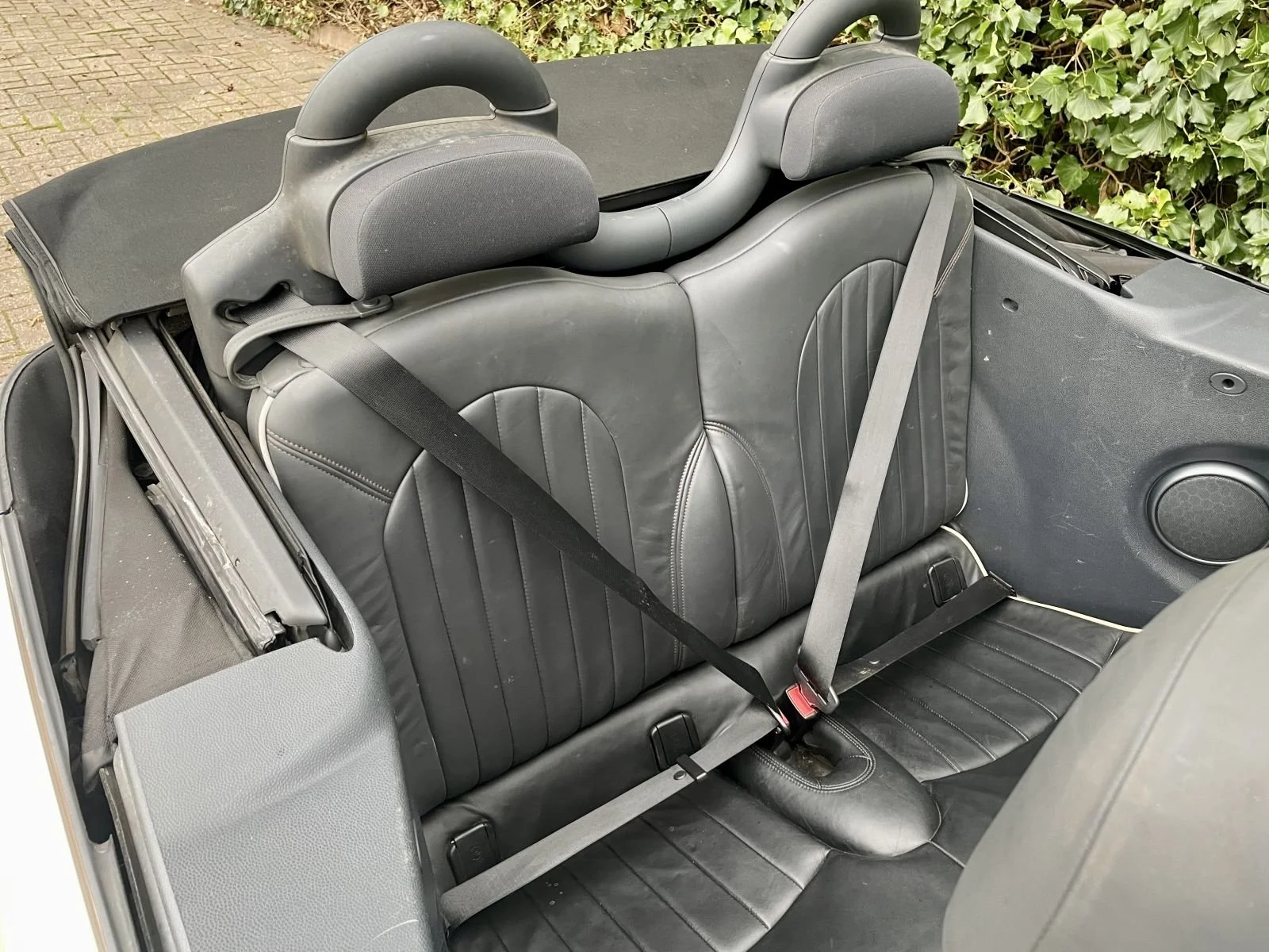 VK06 White Cooper Convertible Automatic 6.JPG