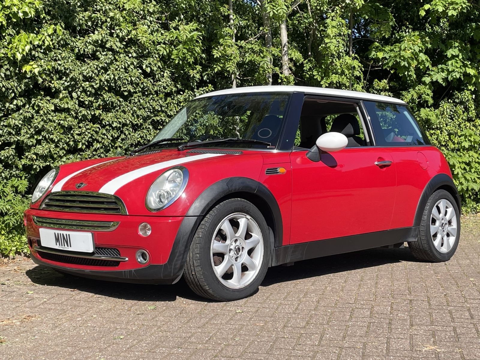 WM05 Chilli Red Cooper Automatic 16.jpg