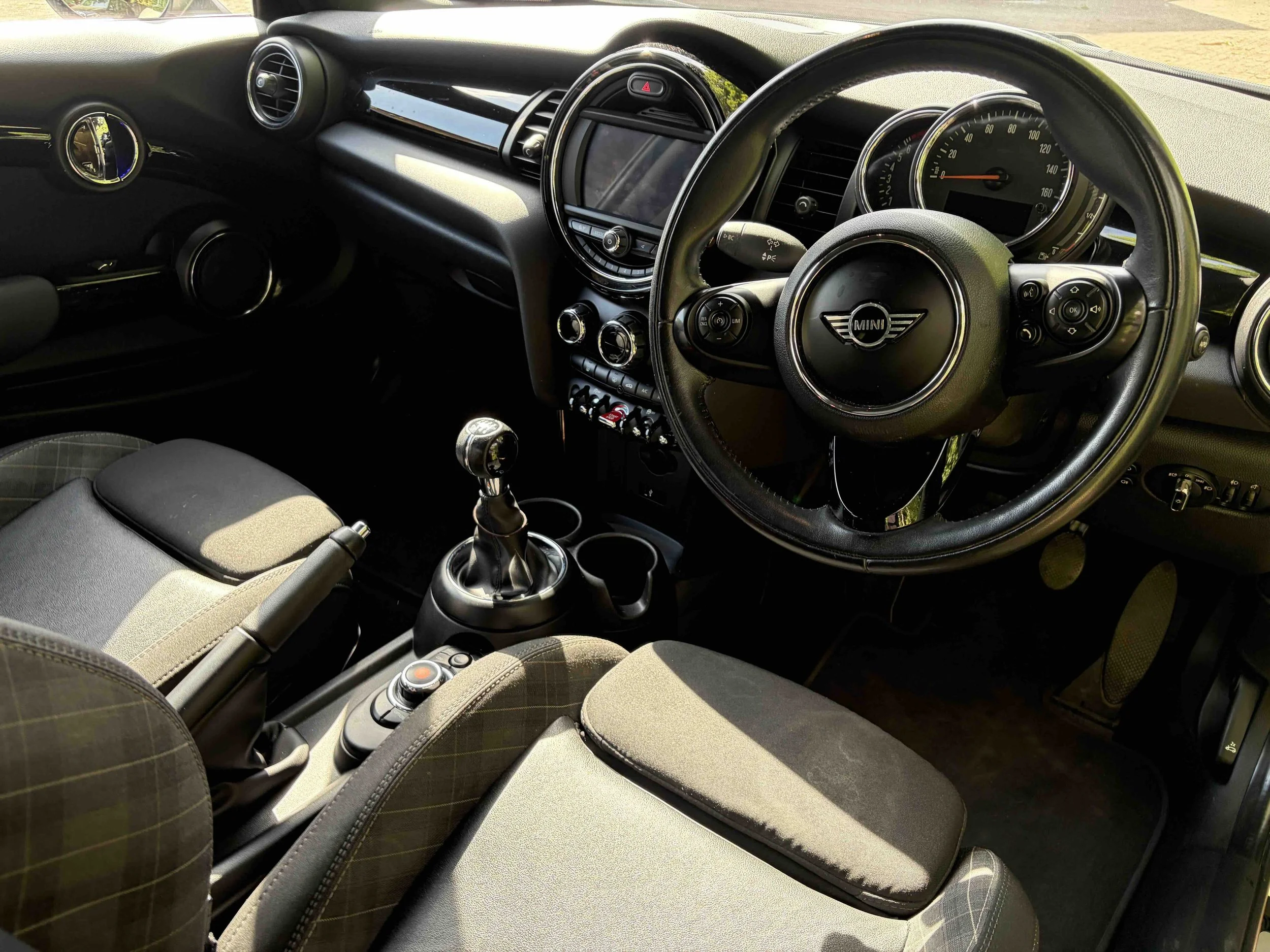 ET18 TBV White Gen 3 Manual 3.jpeg