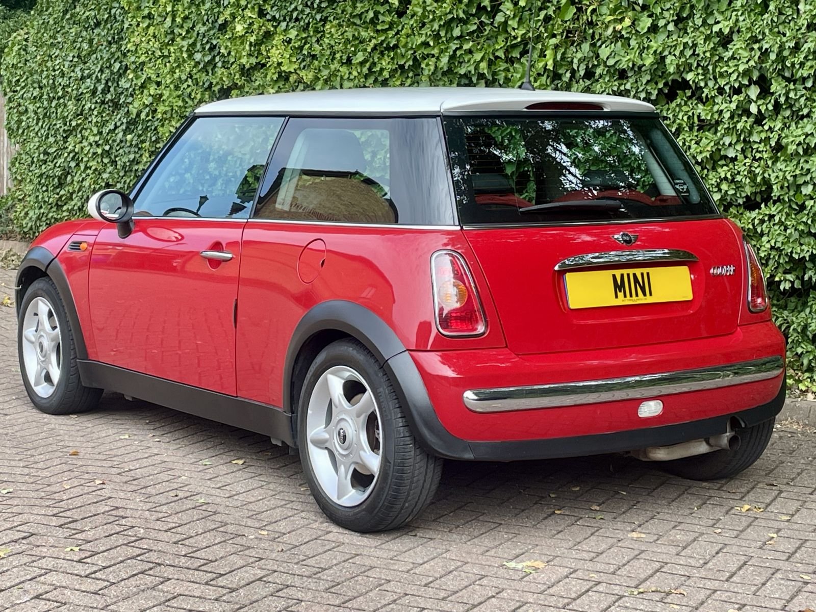 PC02 Automatic Cooper Chilli Red 19.jpg