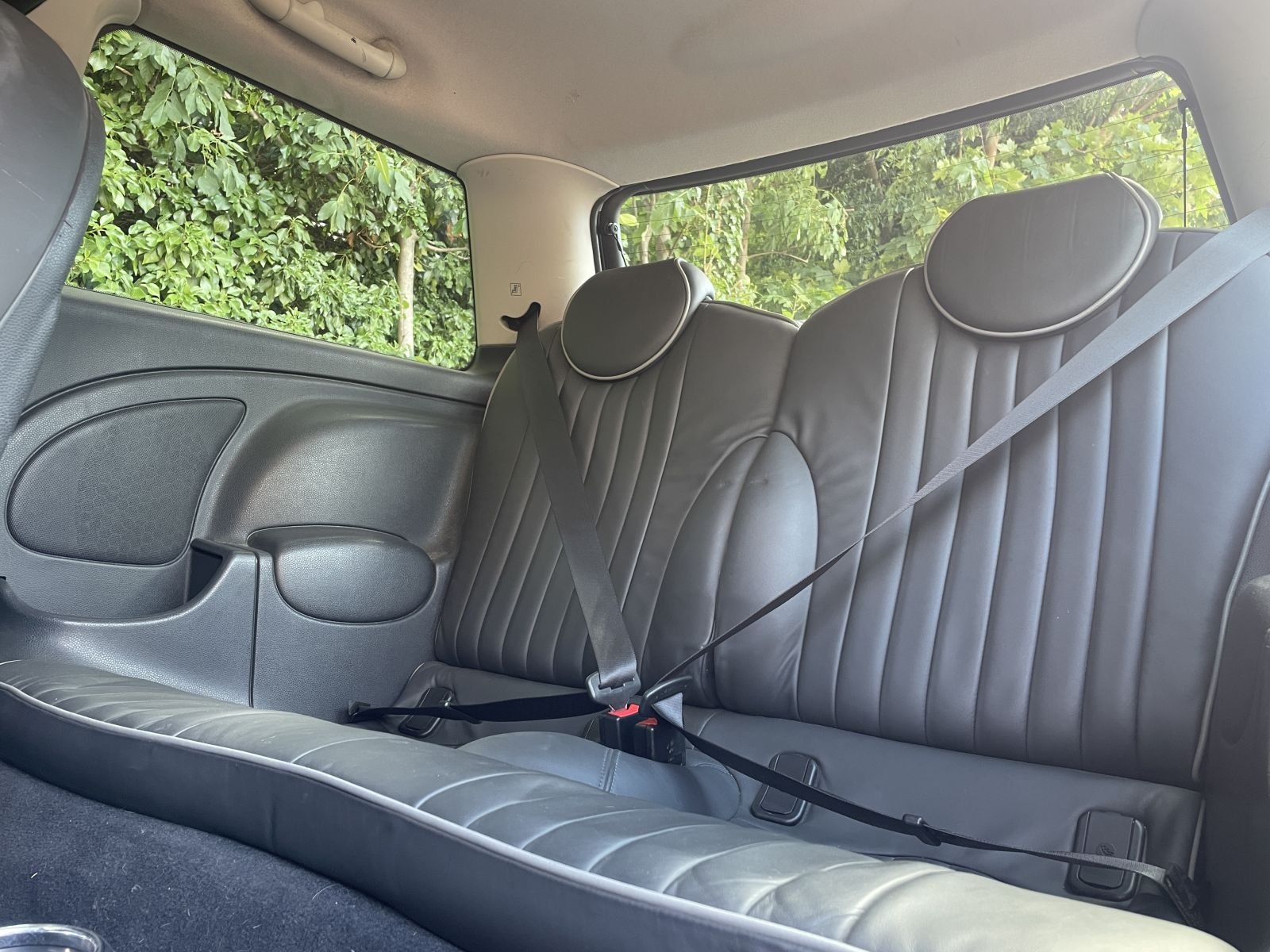 VU56 Automatic Park Lane Cooper 10.JPG