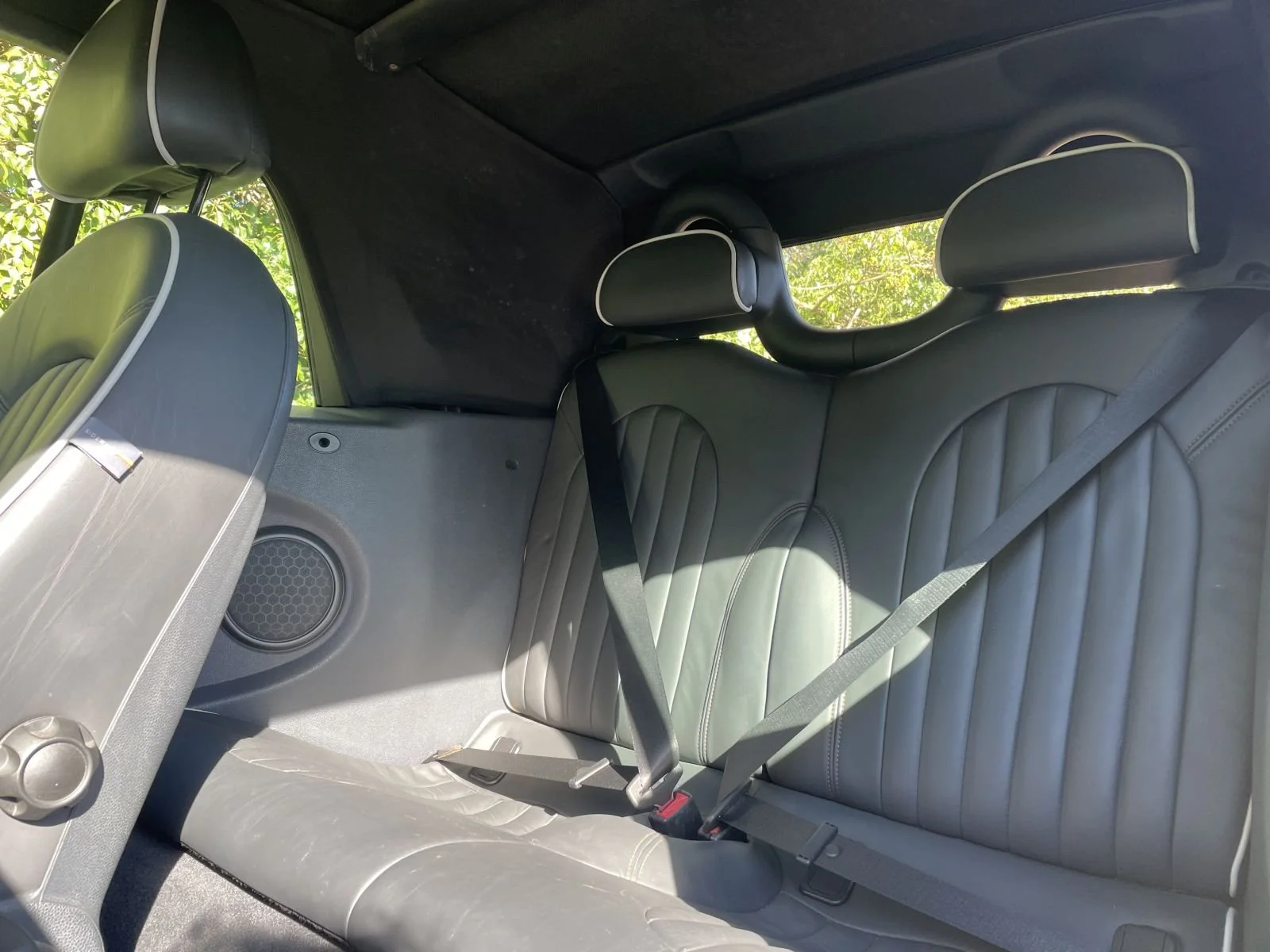 EA08 Pepper White Sidewalk Cooper Manual 12.JPG