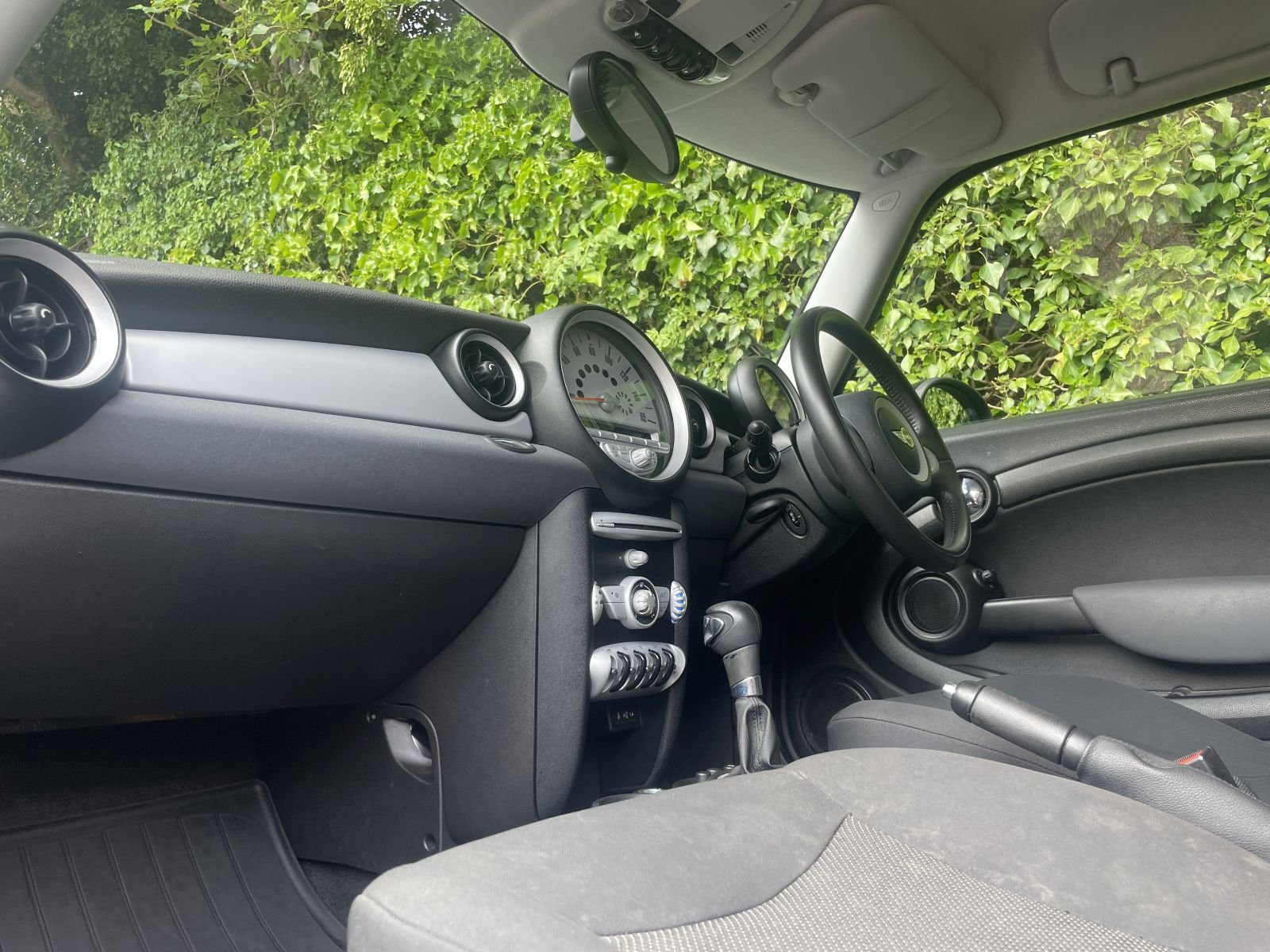 HY59 Oxygen Blue One 1.4 Auto 9.JPG