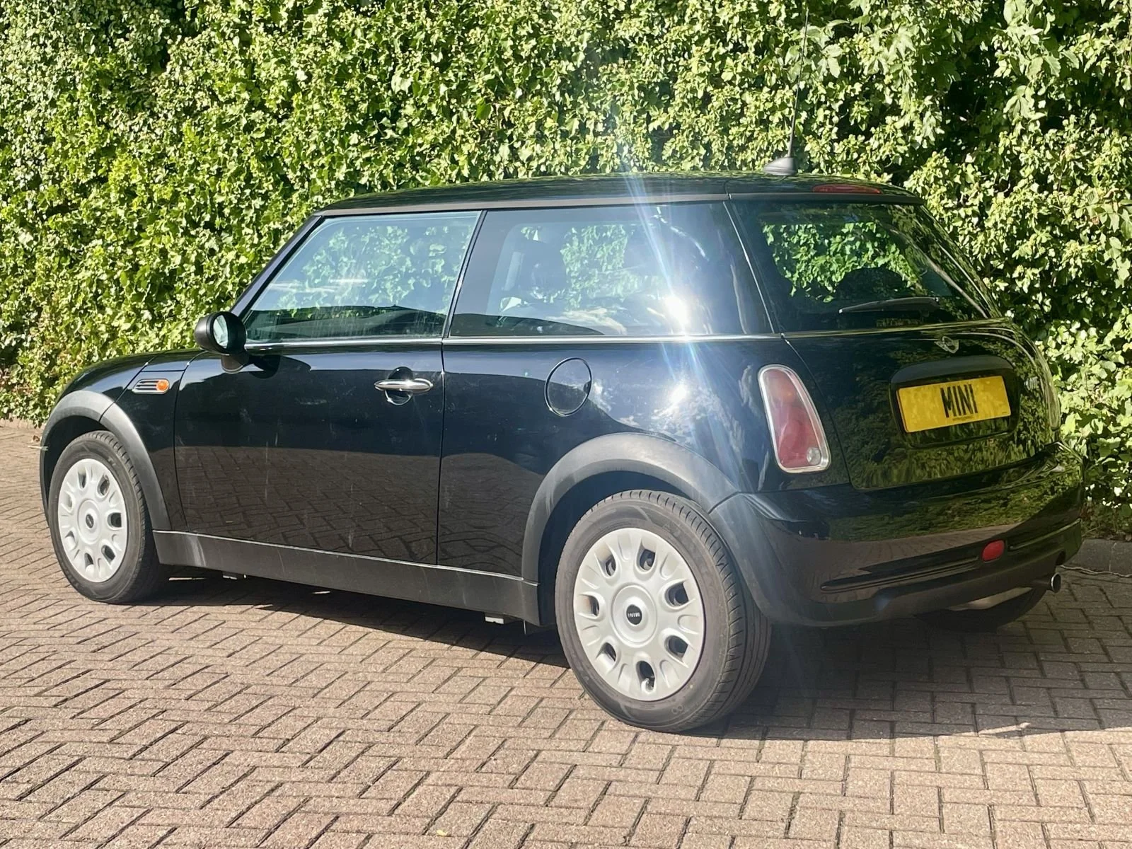 KP05 Jet Black Manual Cooper 12.jpg