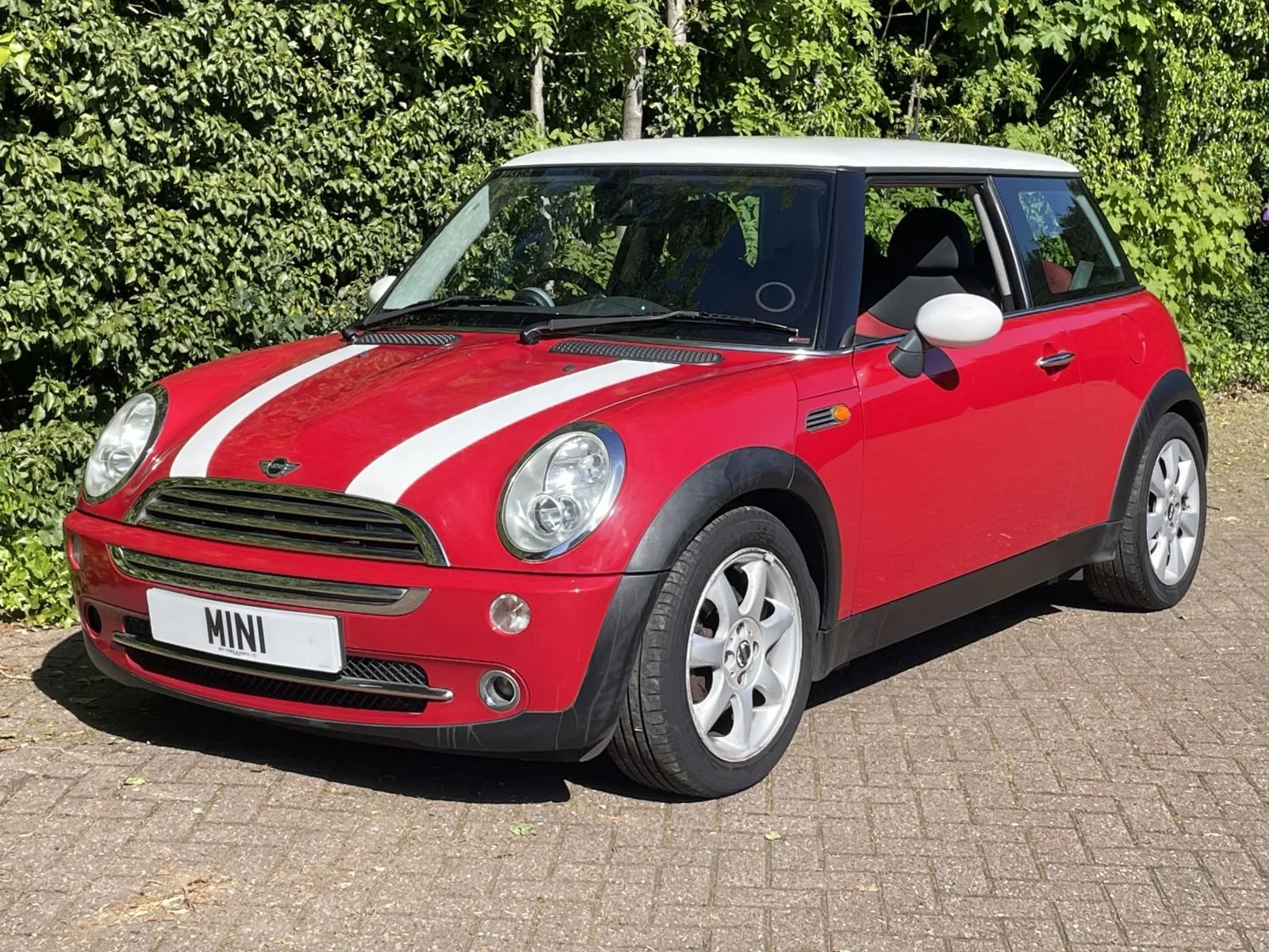 WM05 Chilli Red Cooper Automatic 15.jpg