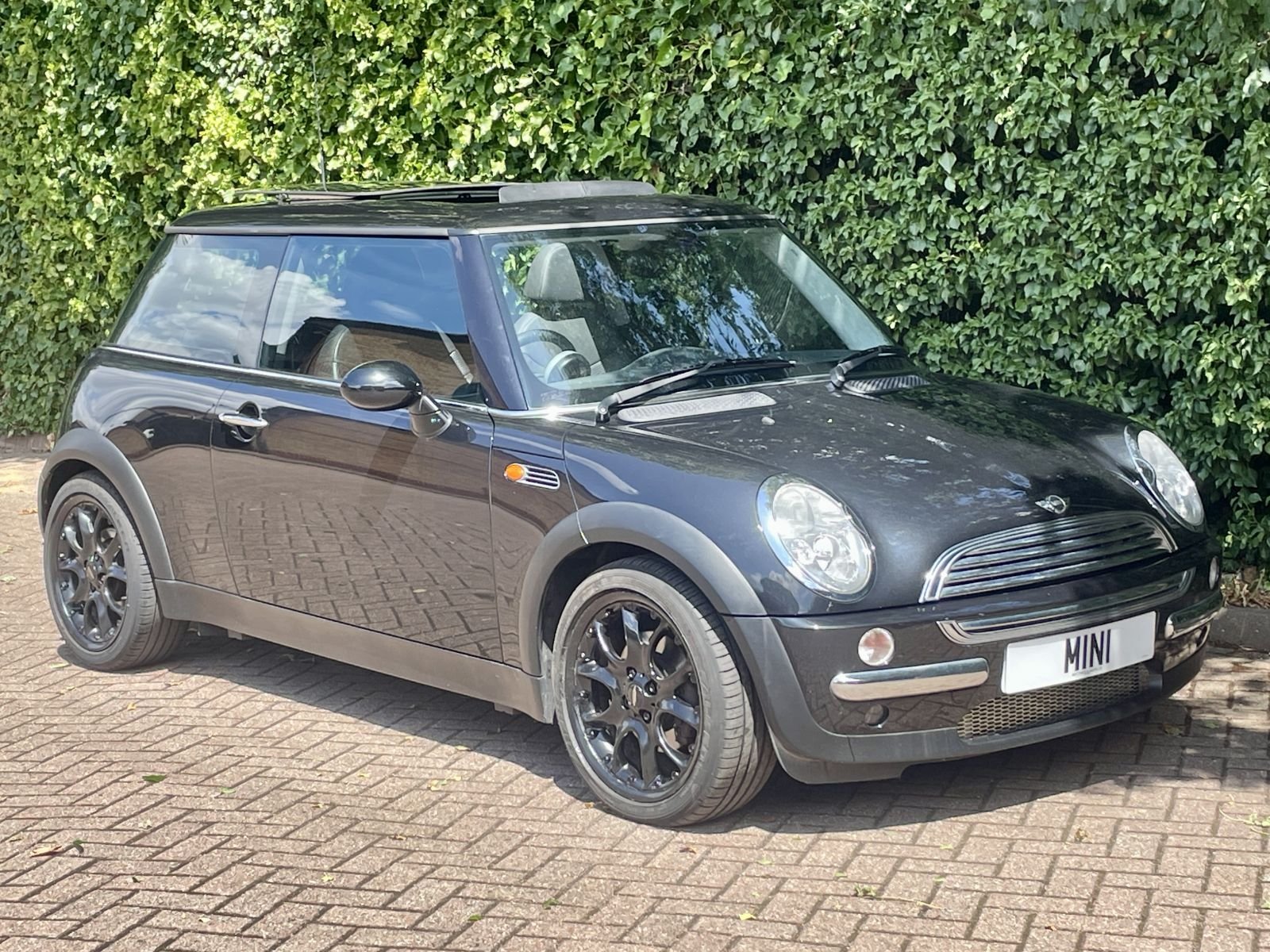WR03 Black Cooper Automatic 2.jpg