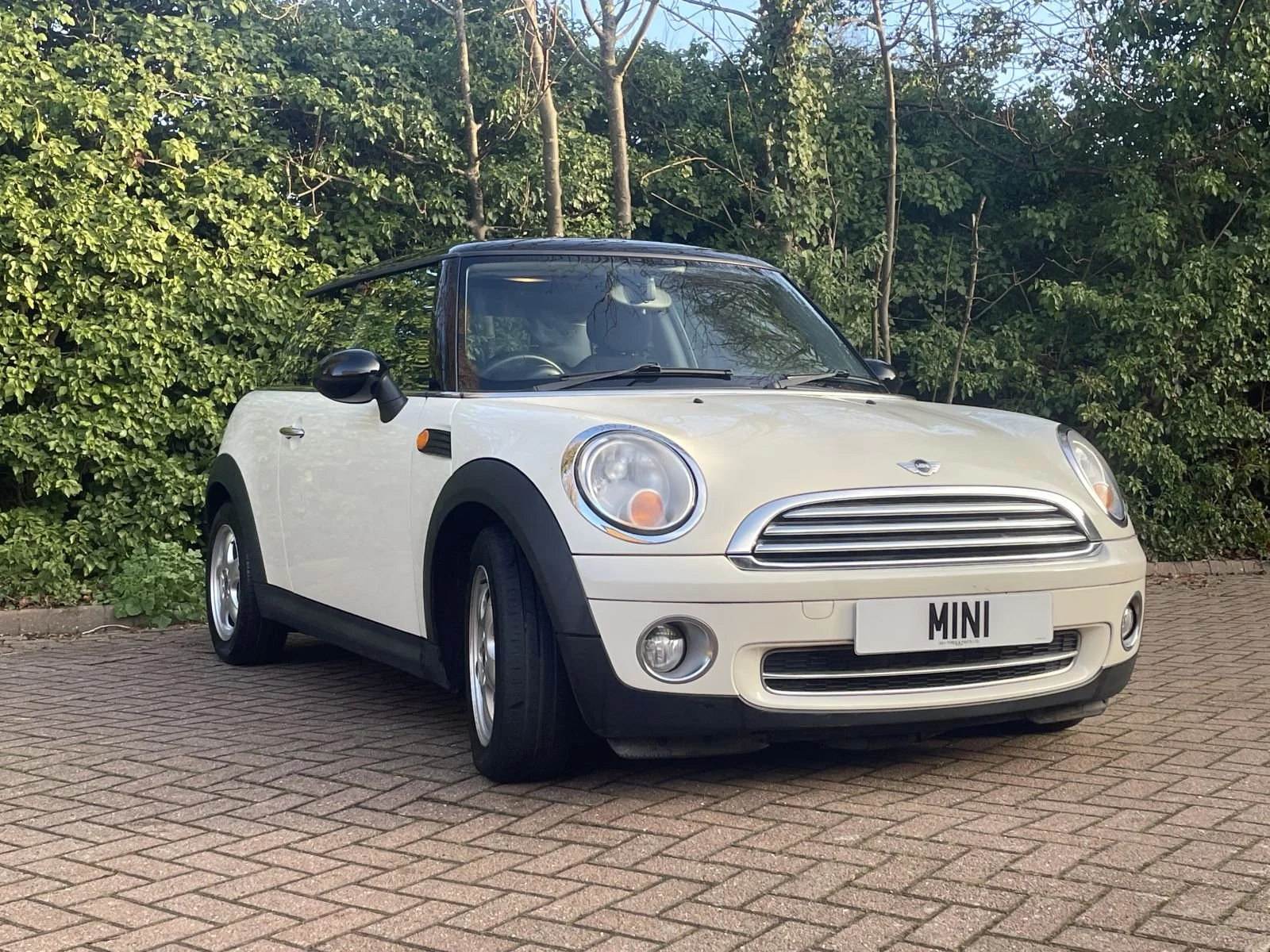 PJ58 Pepper White Automatic Cooper 20.JPG