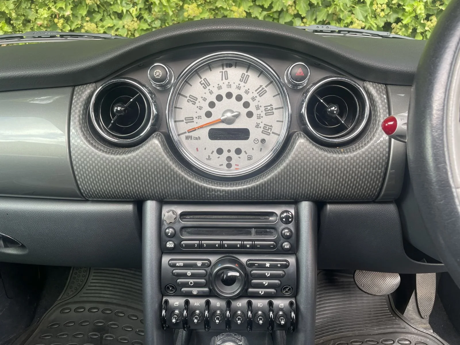 LA06 Automatic Park Lane Cooper 6.JPG