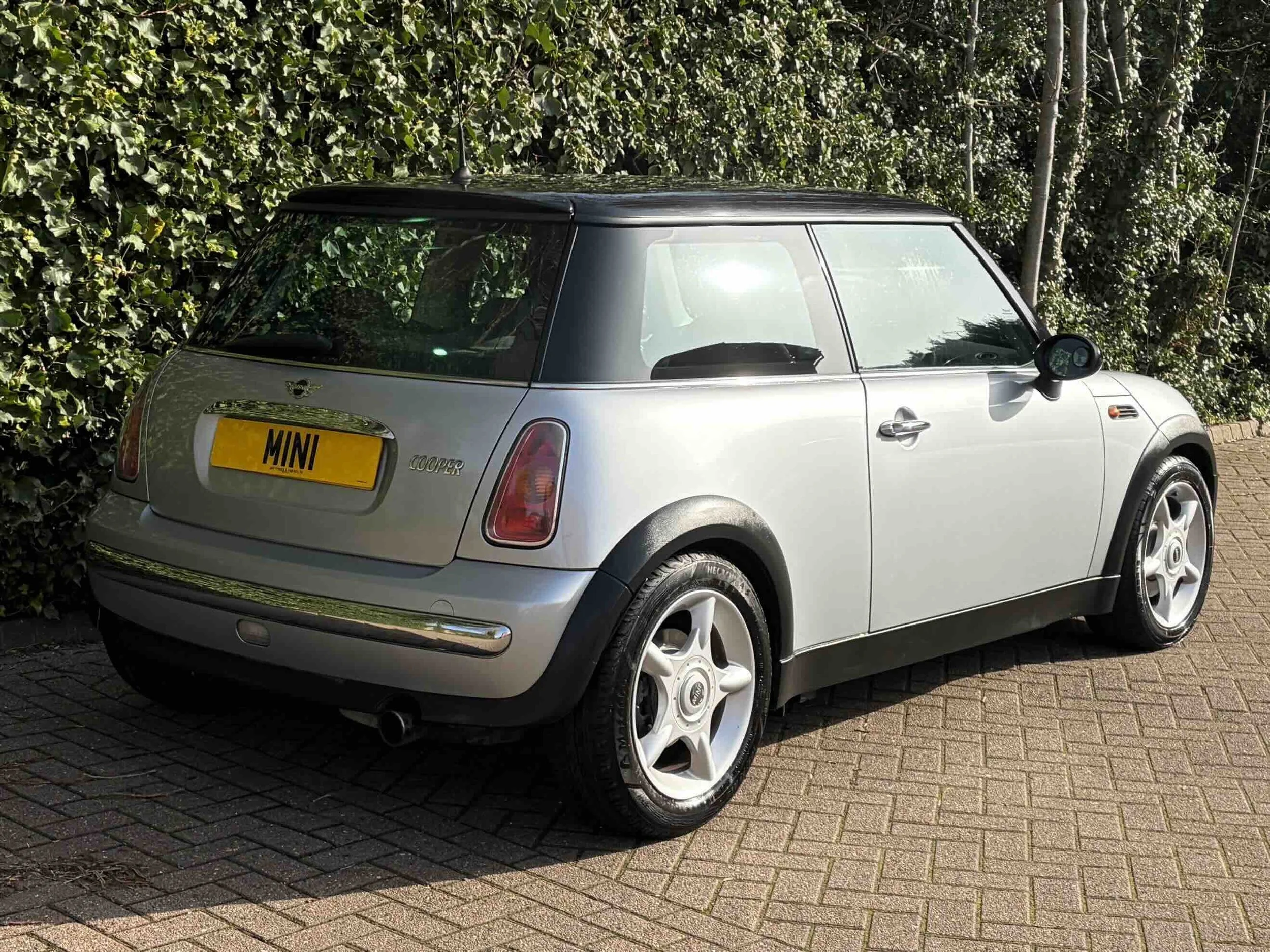YB51 Pure Silver Cooper Auto 3.jpeg