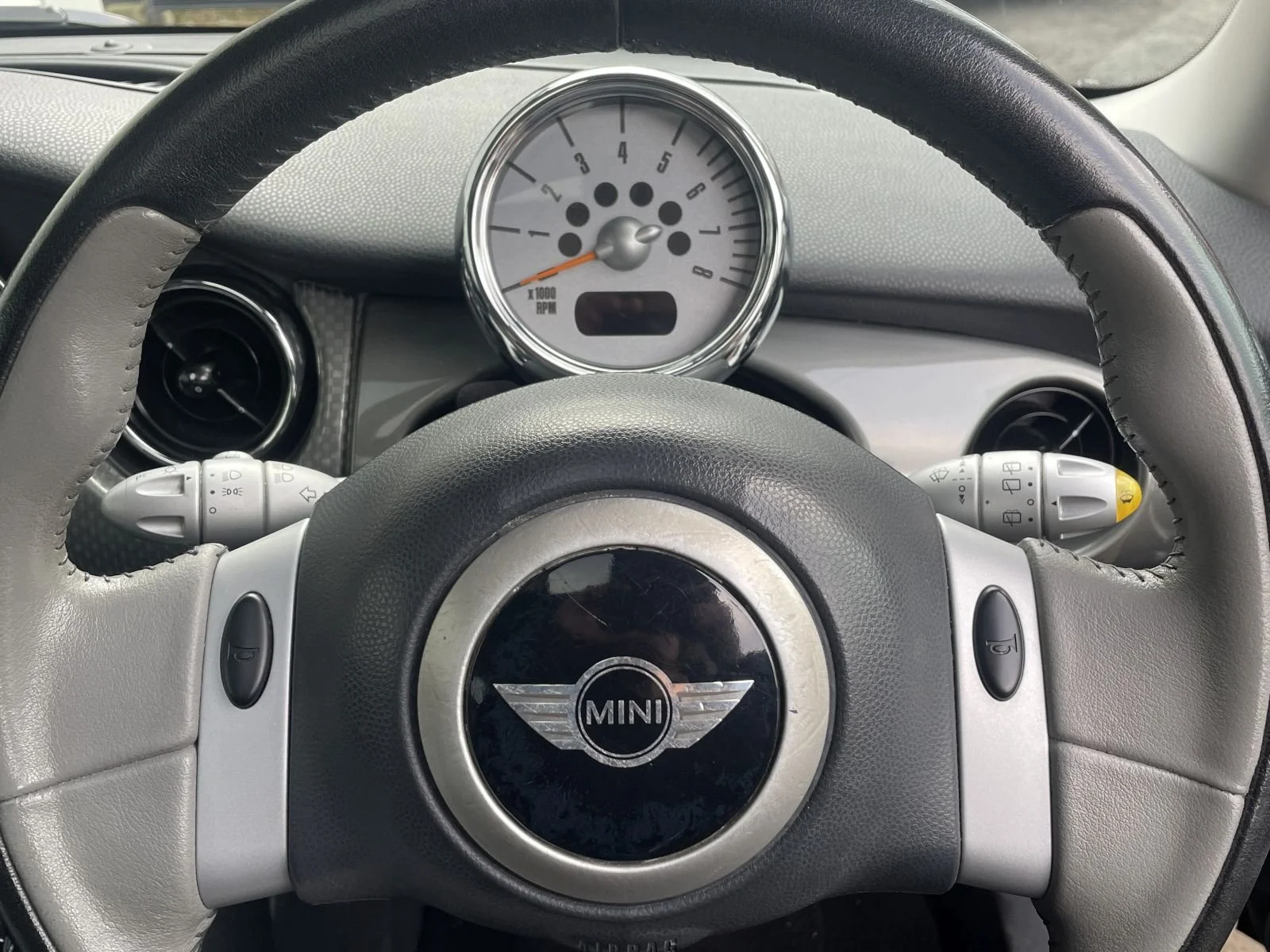 BD55 Park Lane Manual Cooper 12.JPG