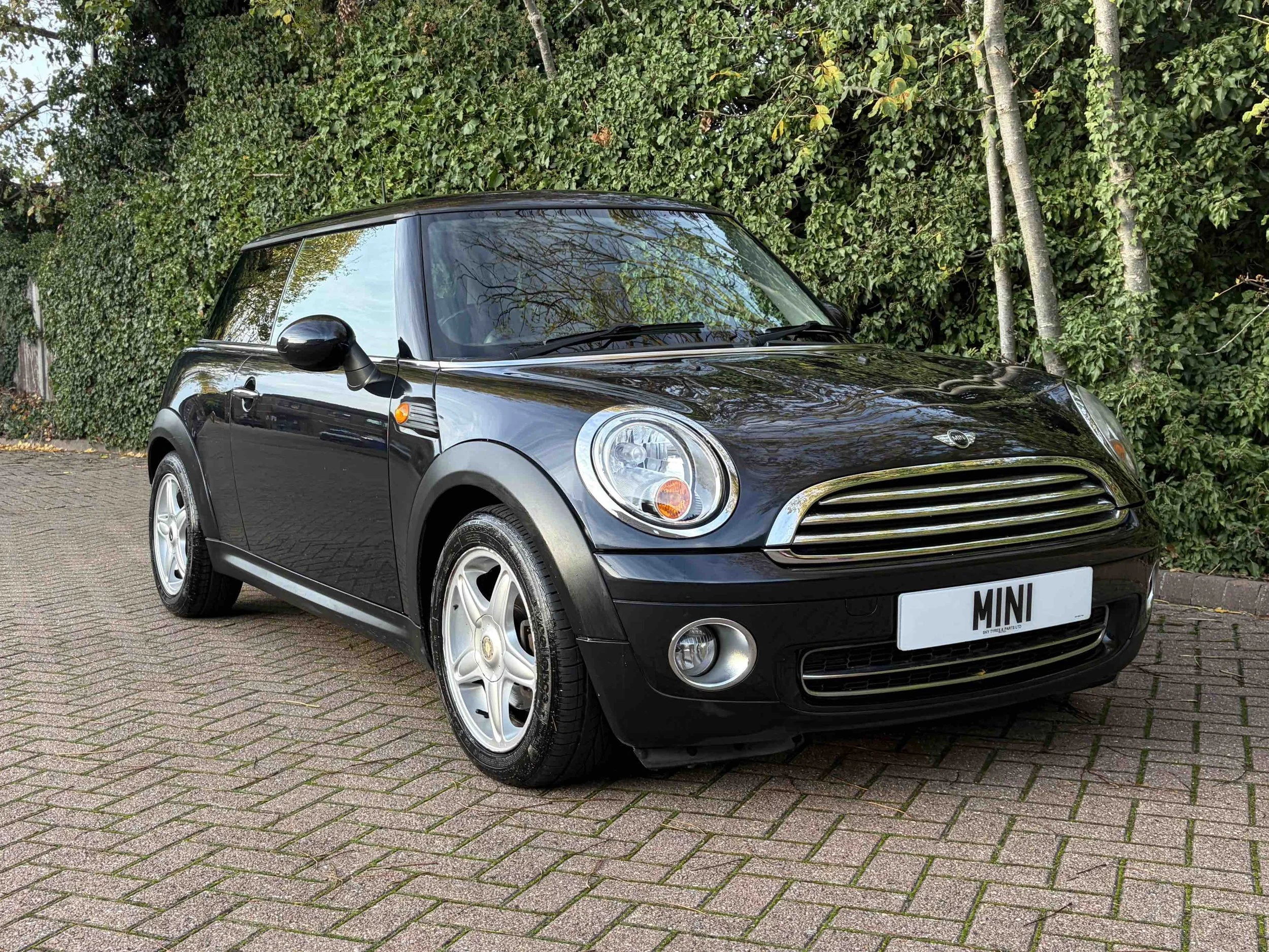 LD08 BZK Black Cooper 6.jpg
