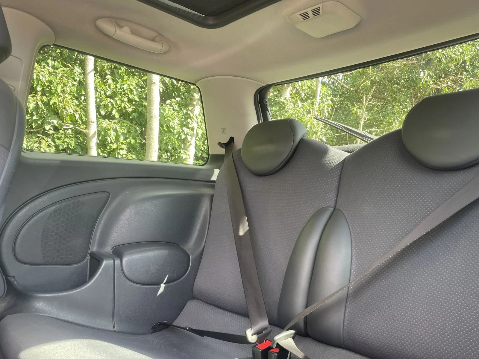 FM53 Cooper S Pure Silver Manual 12.JPG