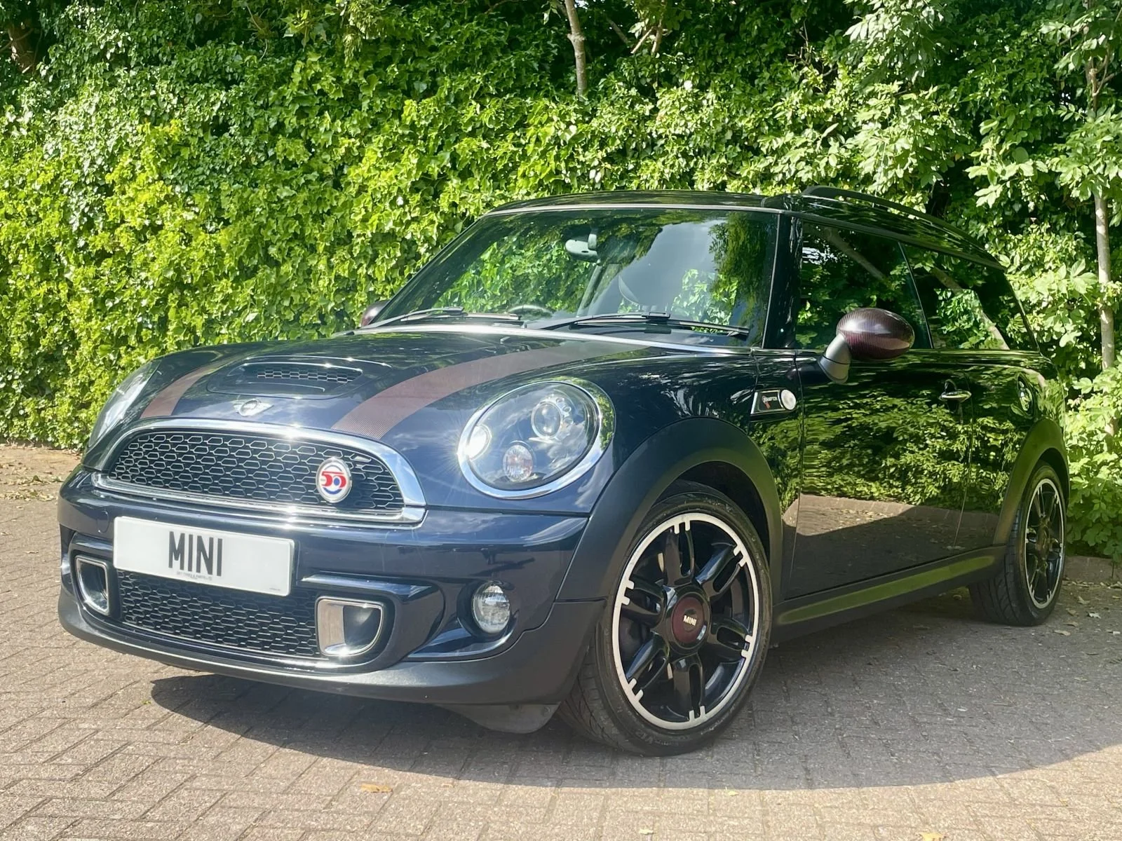 BD12 Clubman Cooper S Hampton Manual 19.jpg