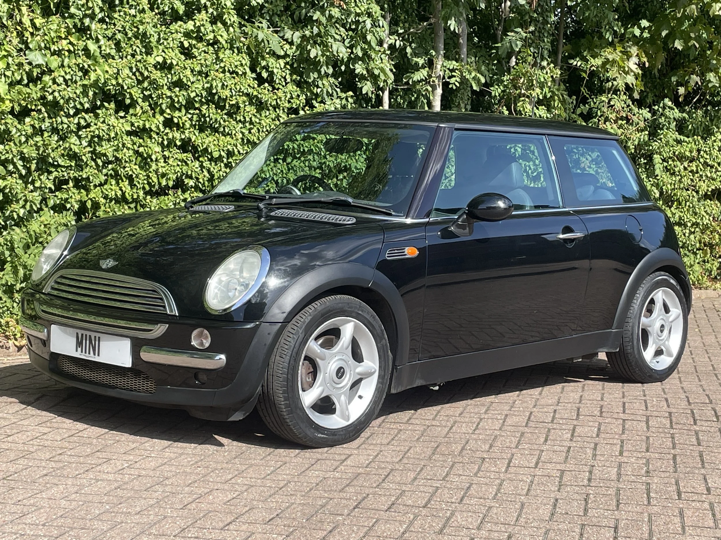 AU52 Jet Black Automatic Cooper 11.jpg