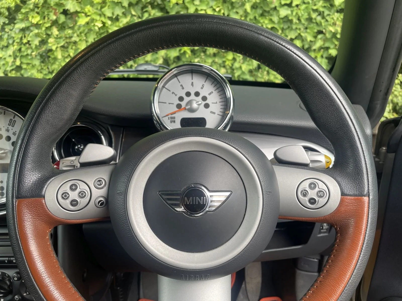 NA57 Sparkling Silver Cooper Sidewalk Automatic 7.JPG