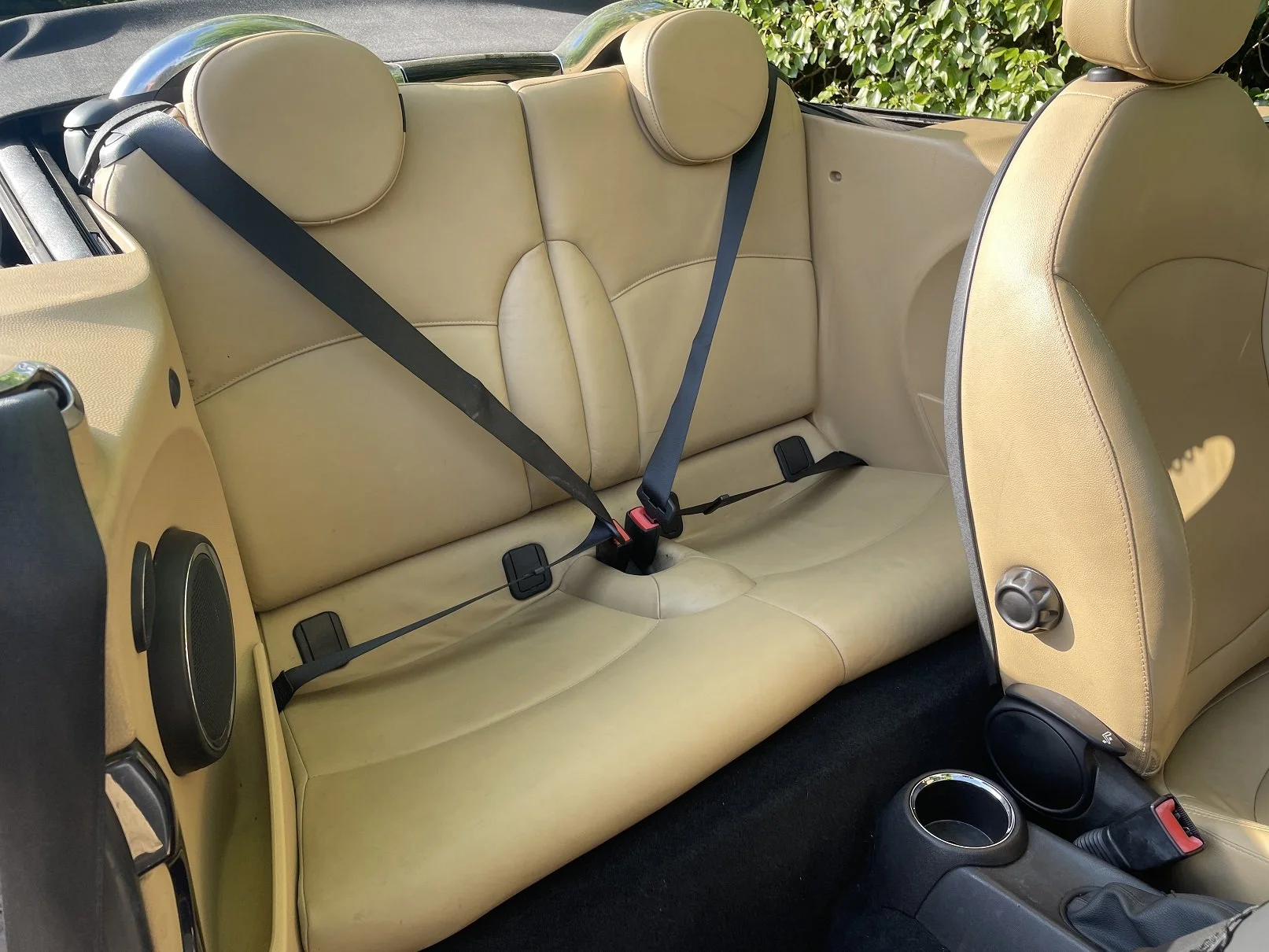 HJ09 Cooper S Convertible Manual 8.JPG