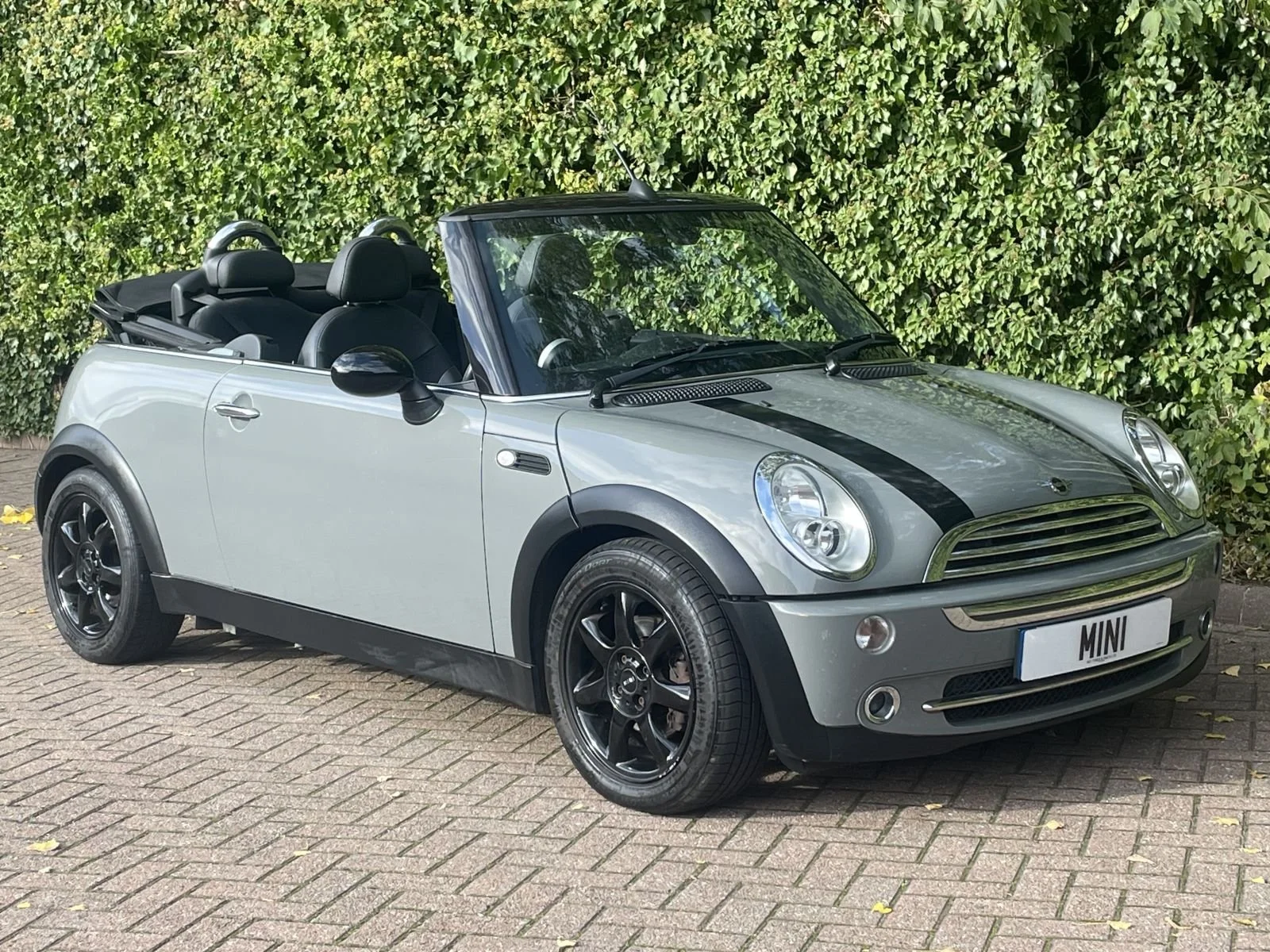 GL08 Moonwalk Grey Cooper Convertible Automatic 2.jpg