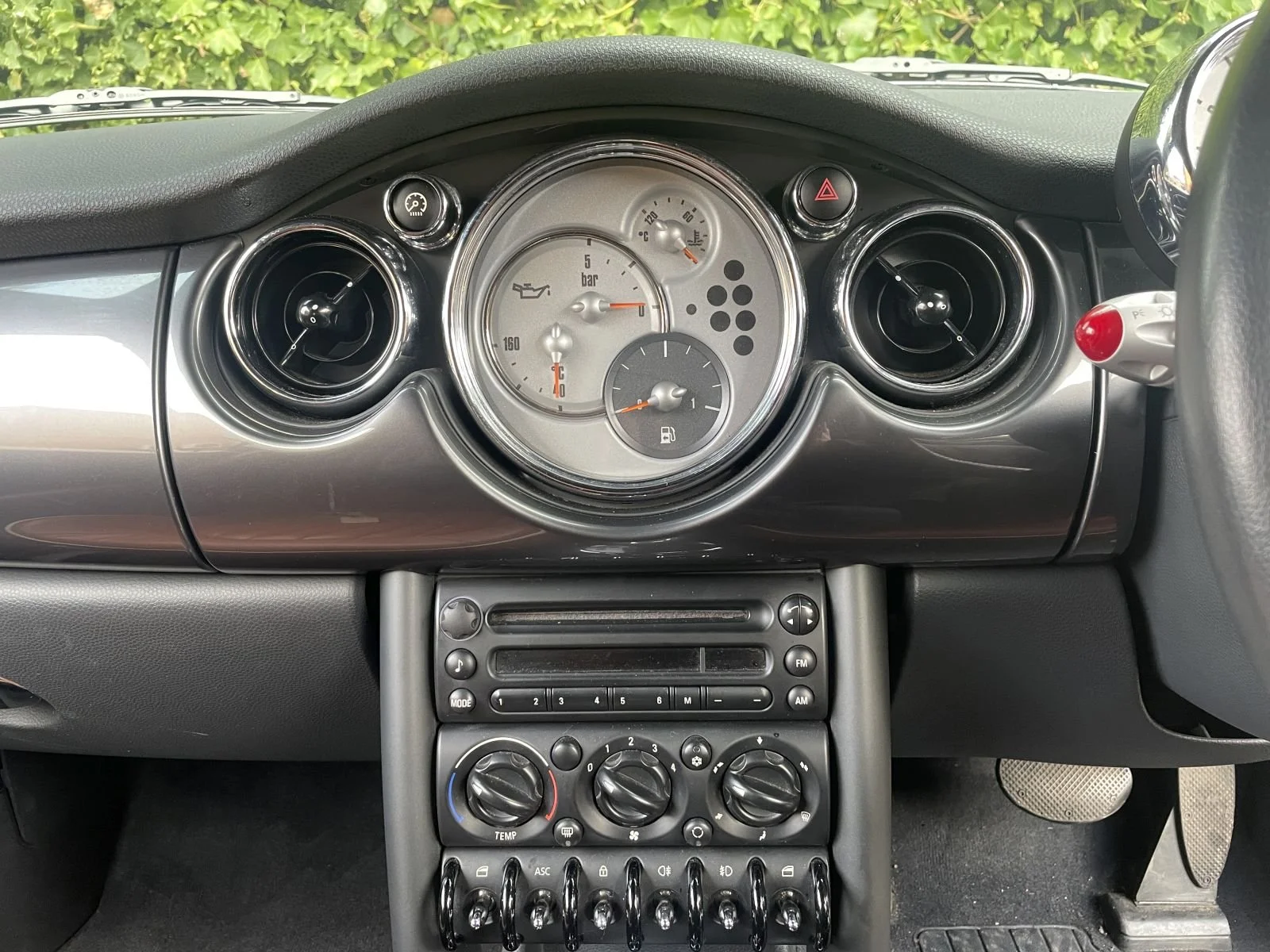 SM58 Sparkling Silver Sidewalk Cooper Automatic 7.JPG