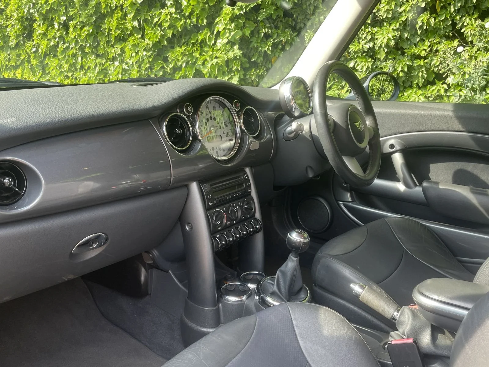 WJ06 Pure Silver Manual Cooper 10a.JPG