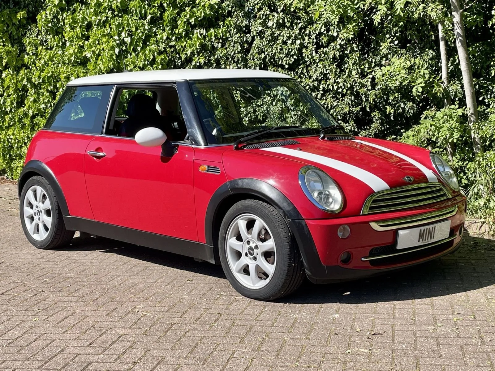 WM05 Chilli Red Cooper Automatic 2.jpg