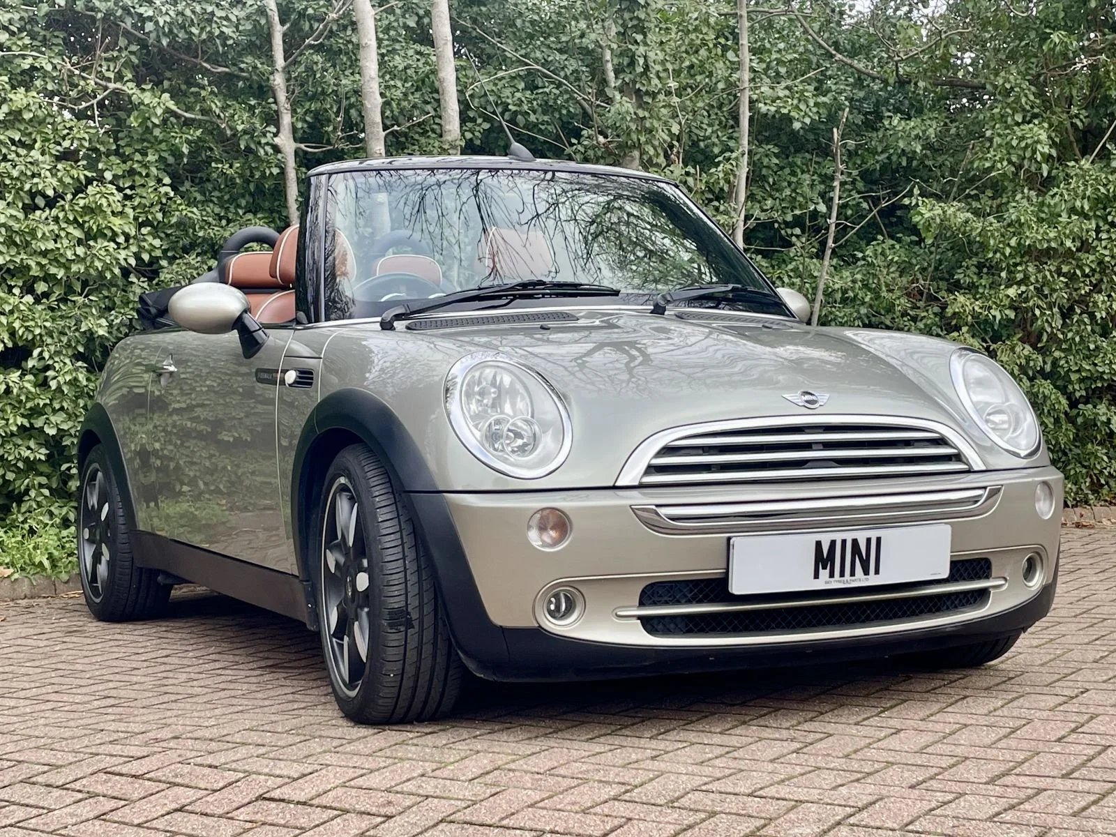 SM58 Sparkling Silver Sidewalk Cooper Automatic 21.jpg