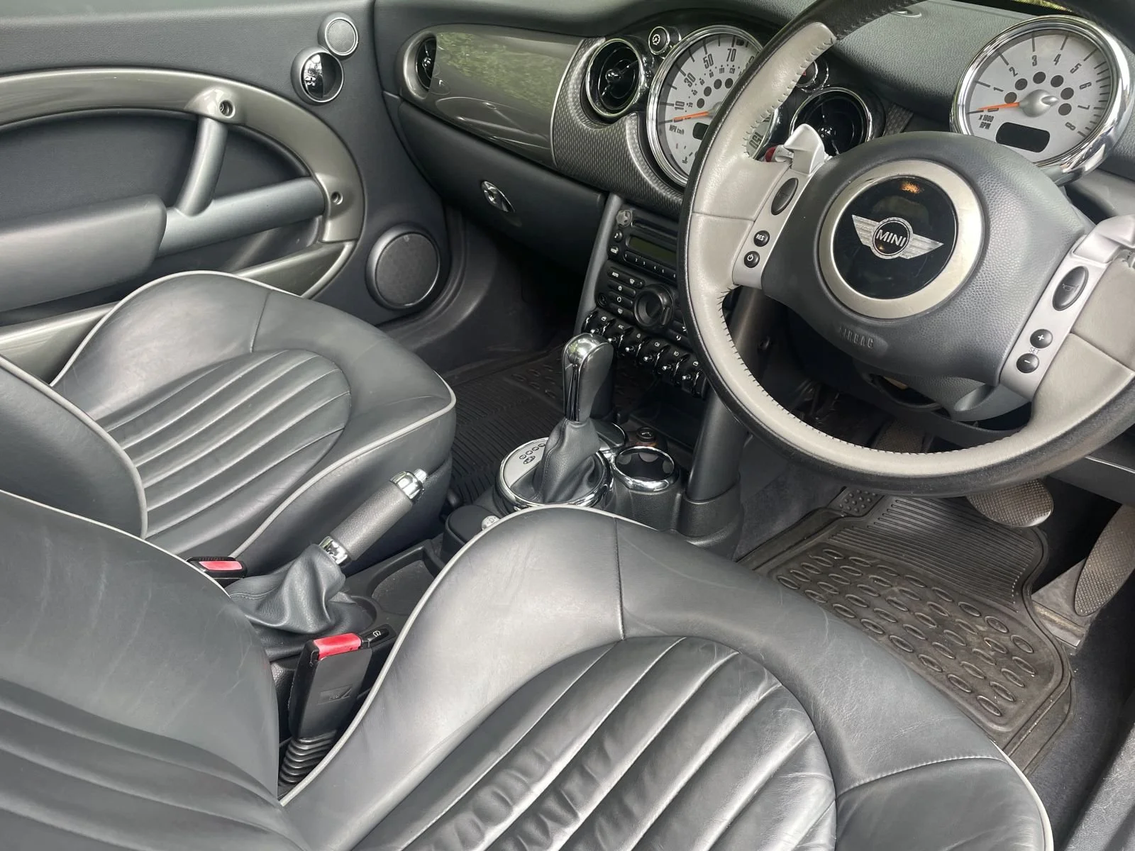 LA06 Automatic Park Lane Cooper 5.JPG