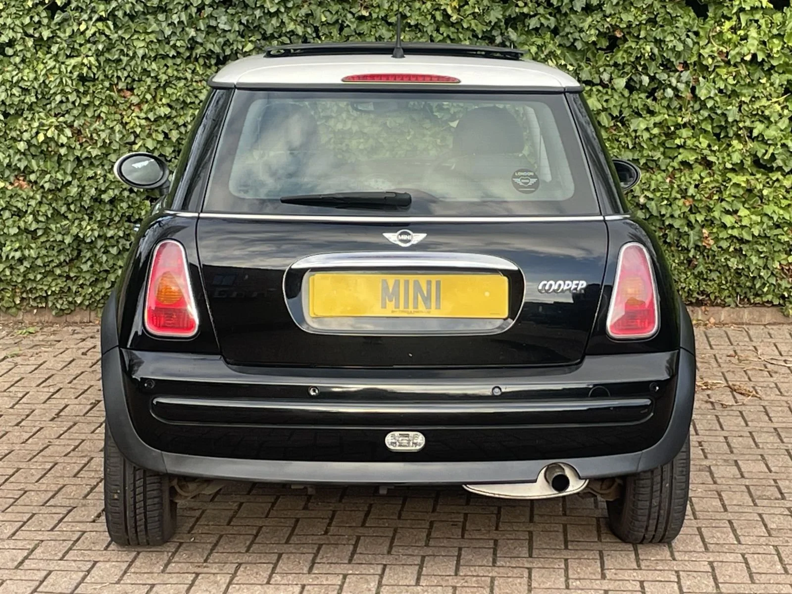 MW04 Astro Black Automatic Cooper 12.jpg