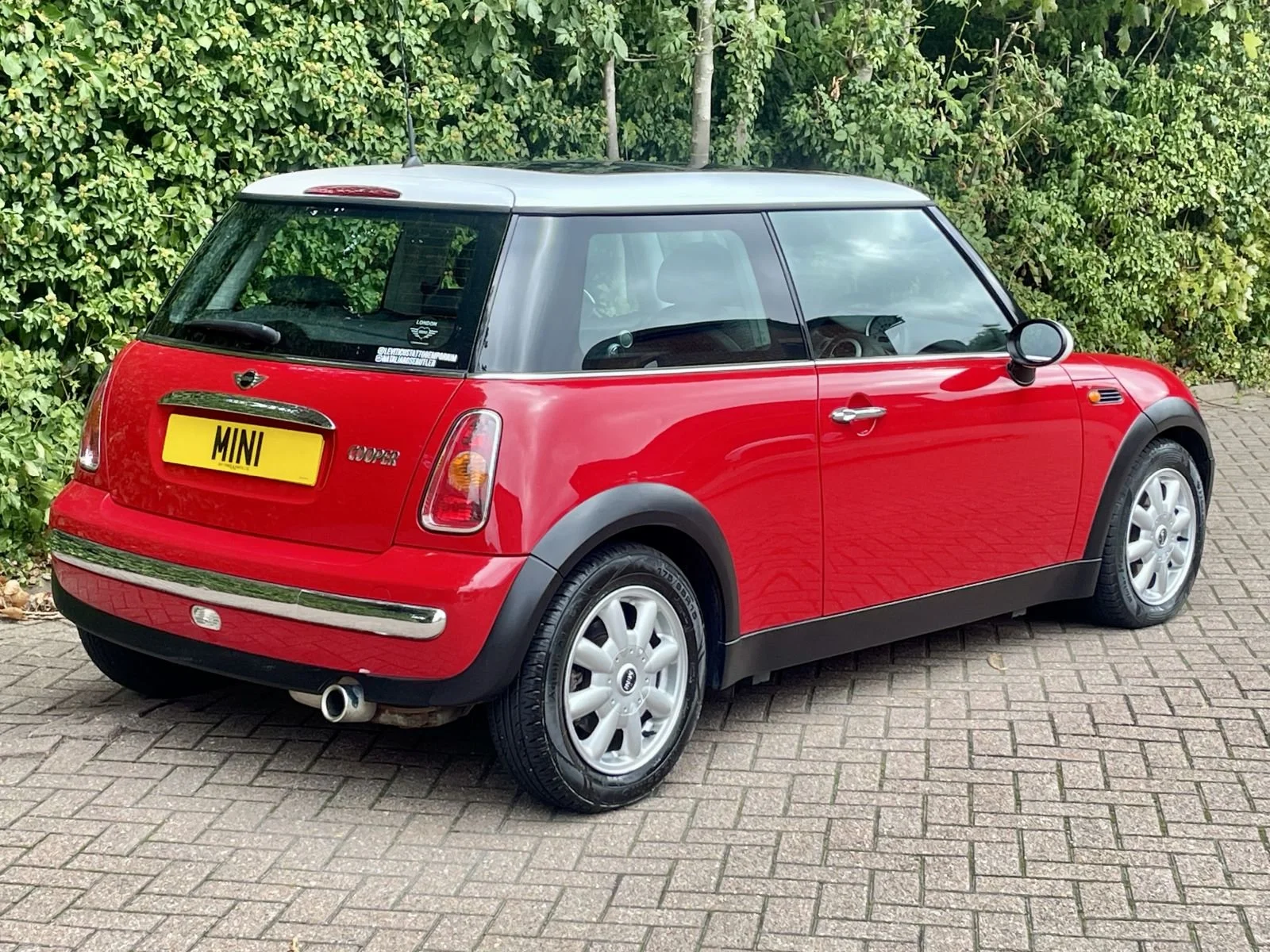 OE03 Chilli Red Automatic Cooper 3.jpg