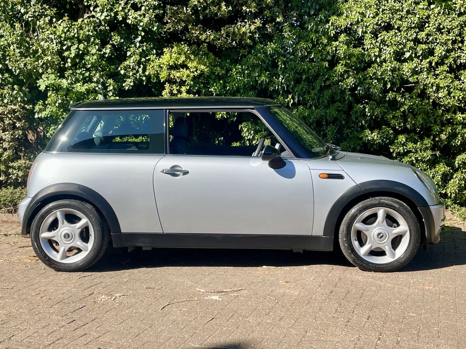 CU04 Pure Silver Metallic Cooper Automatic 3.jpg