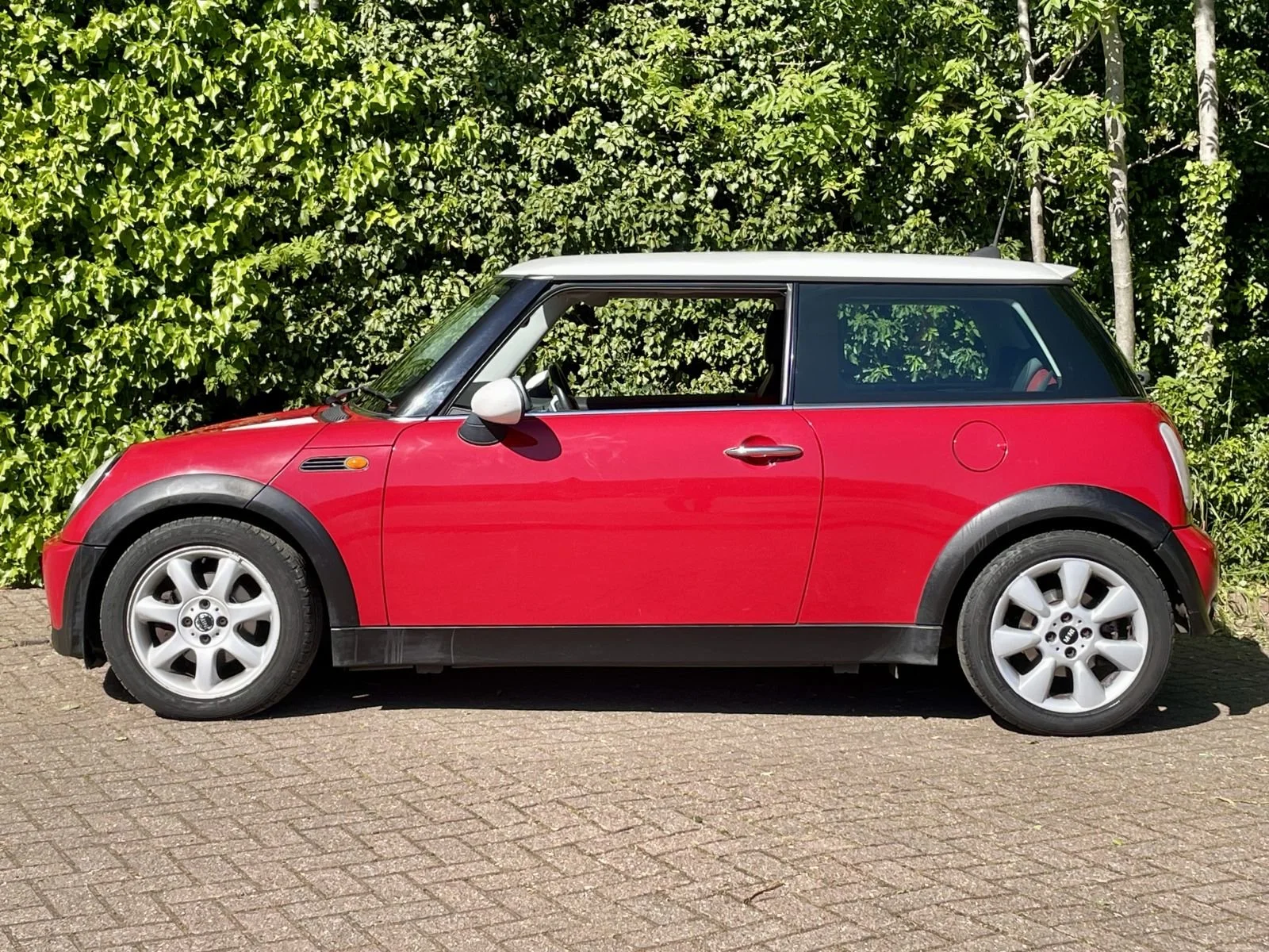 WM05 Chilli Red Cooper Automatic 17.jpg