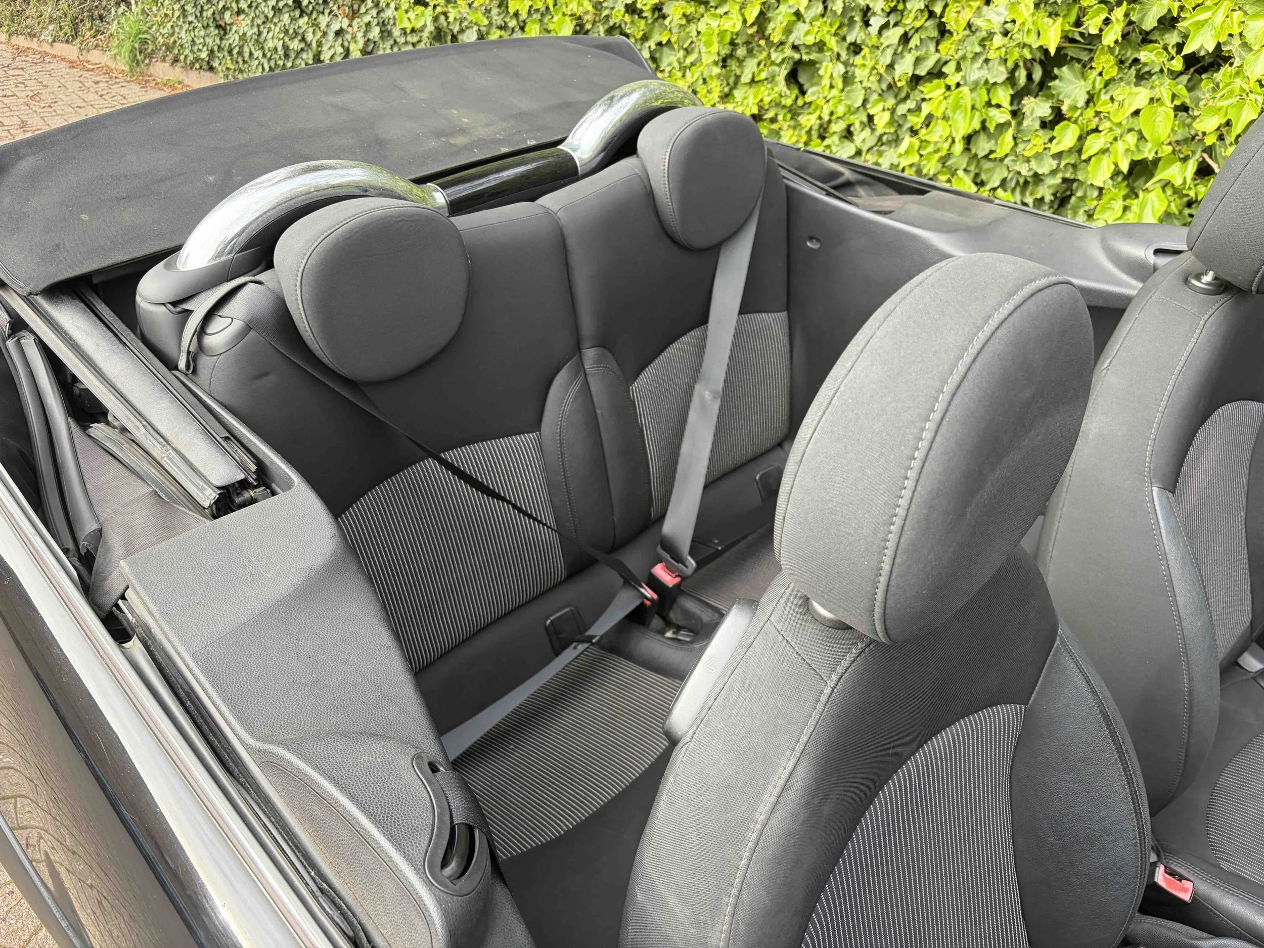 Black G2 Convertible YH60 SMV 6.jpeg