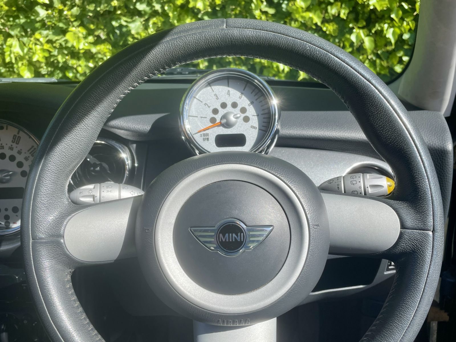 GV05 Astro Black Metallic Cooper Automatic 8.jpg