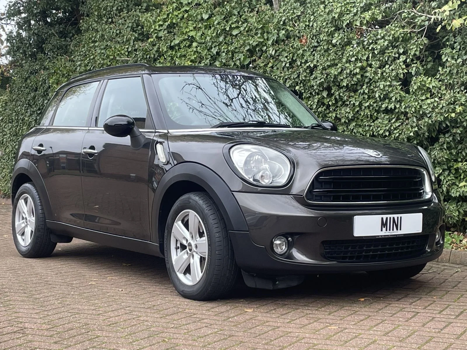 BV15 Midnight Grey Countryman Cooper Diesel 1b.jpg