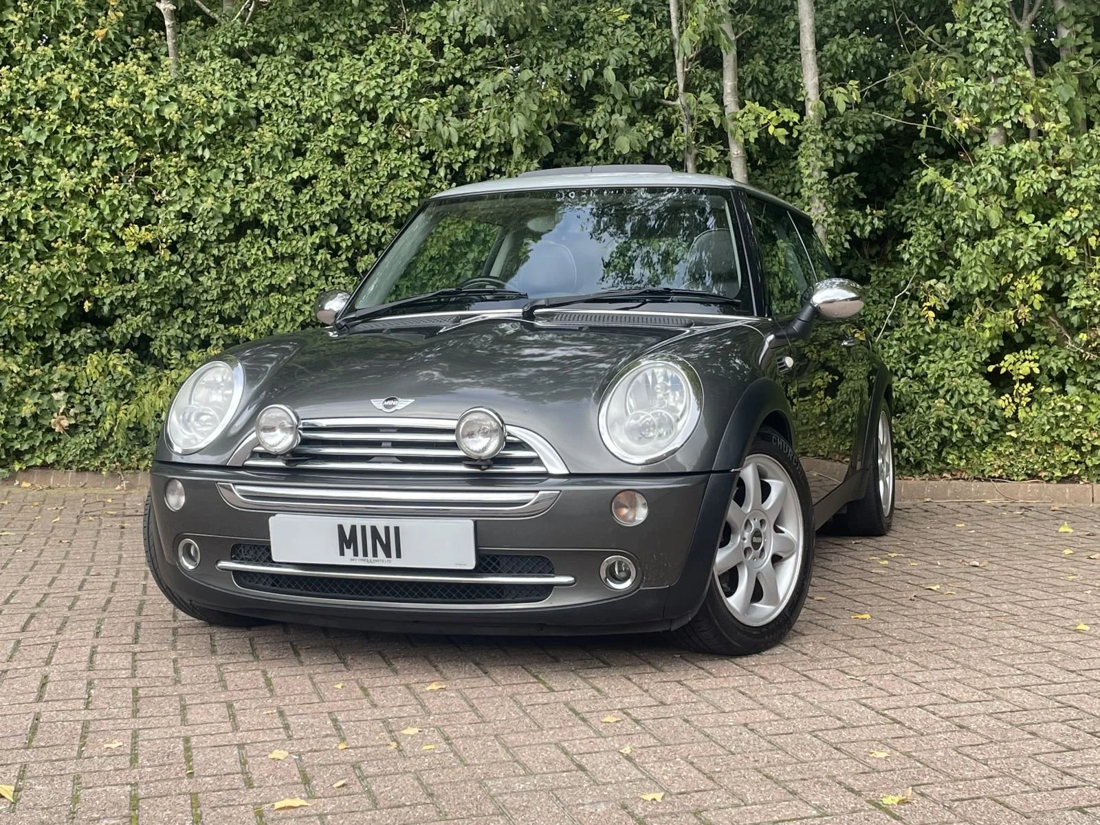 LA06 Automatic Park Lane Cooper 17.JPG