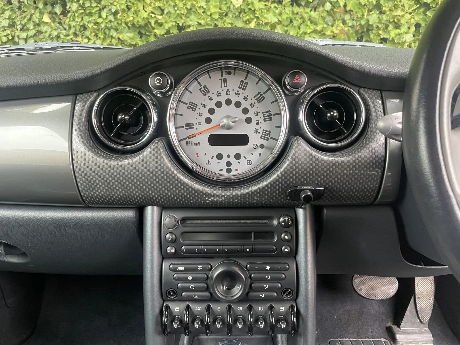 VK56 Park Lane Cooper Automatic 7.JPG