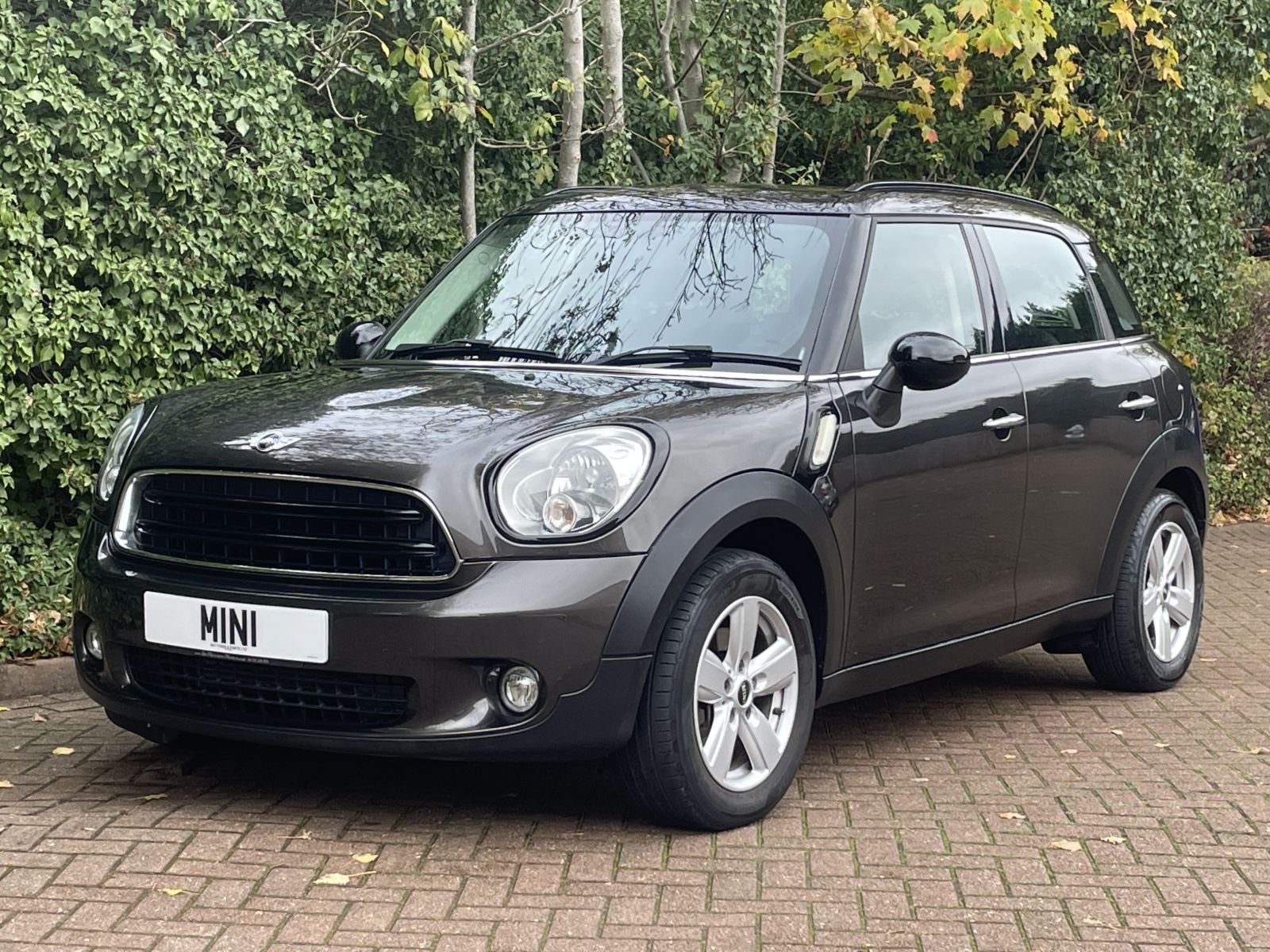 BV15 Midnight Grey Countryman Cooper Diesel 18.jpg