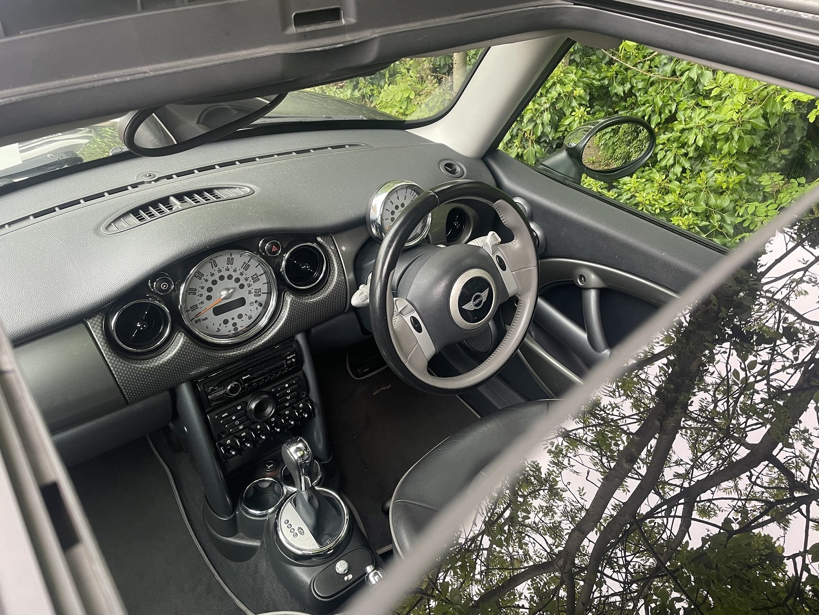 LR55 Automatic Park Lane 7.JPG