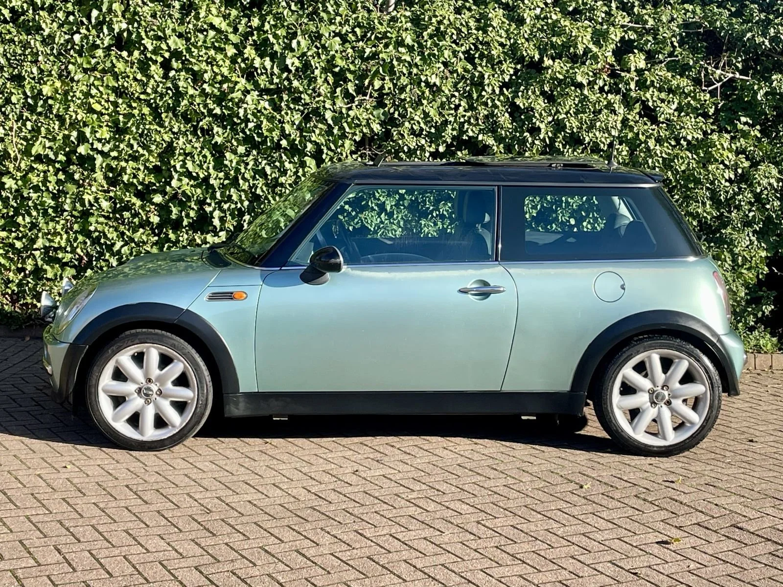 YO02 Silk Green Automatic Cooper 17.jpg