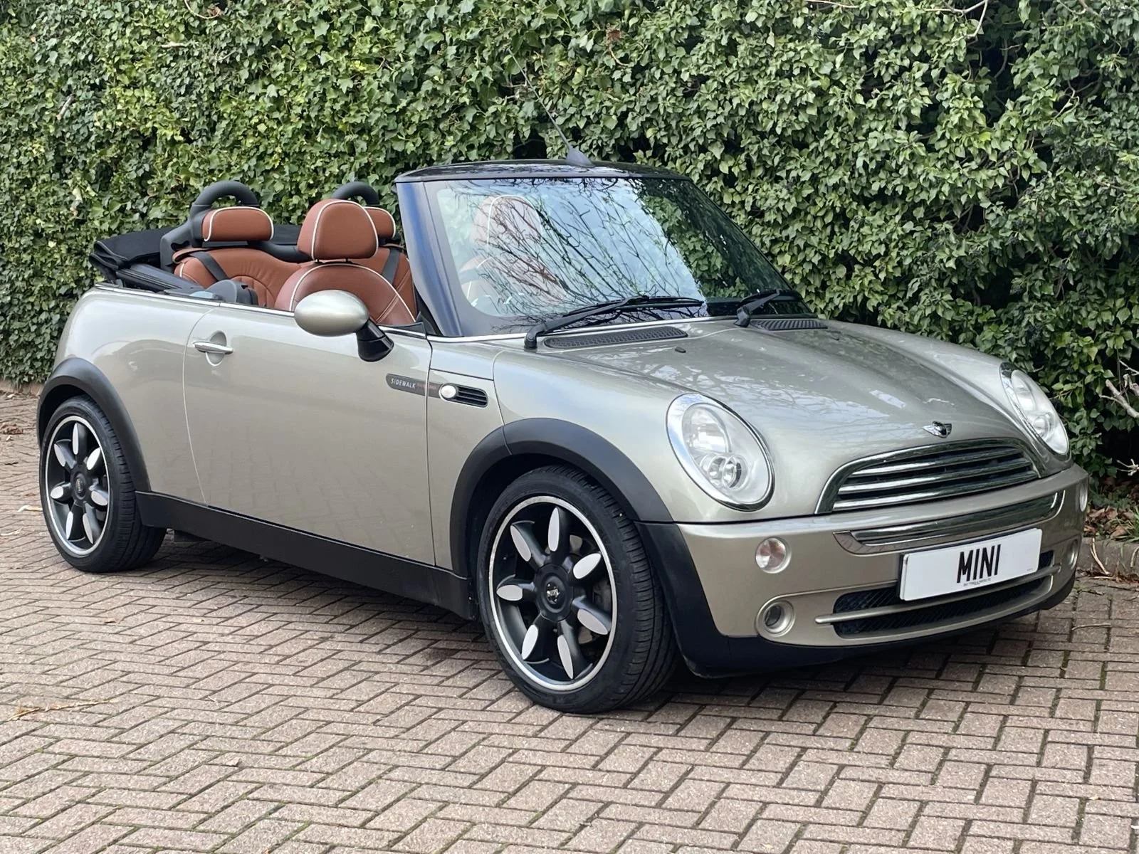 SM58 Sparkling Silver Sidewalk Cooper Automatic 2.jpg