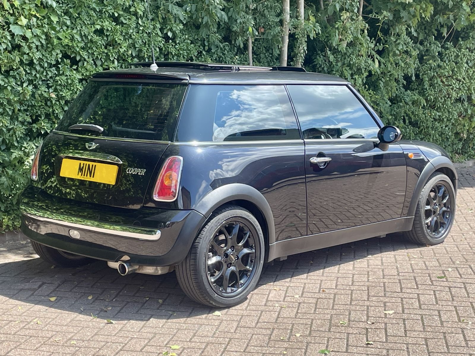 WR03 Black Cooper Automatic 4.jpg