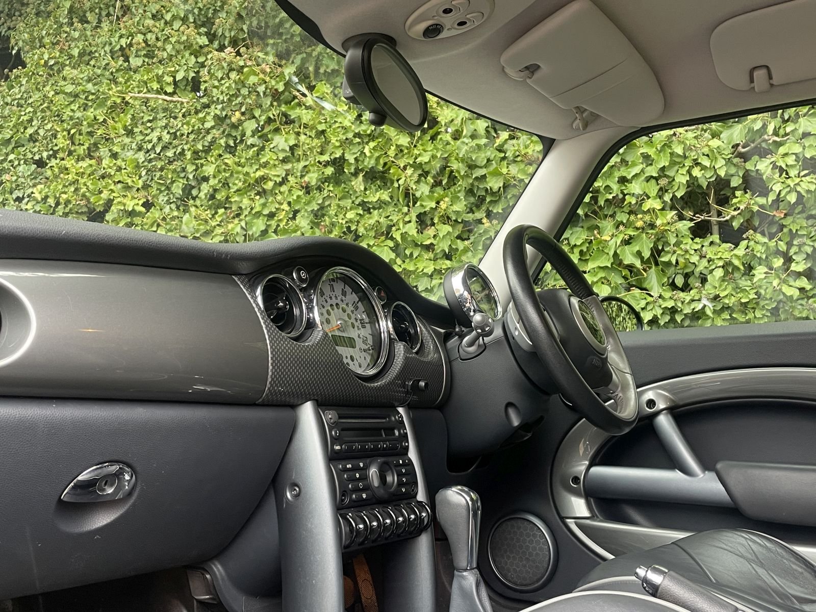 VK56 Park Lane Cooper Automatic 12.JPG