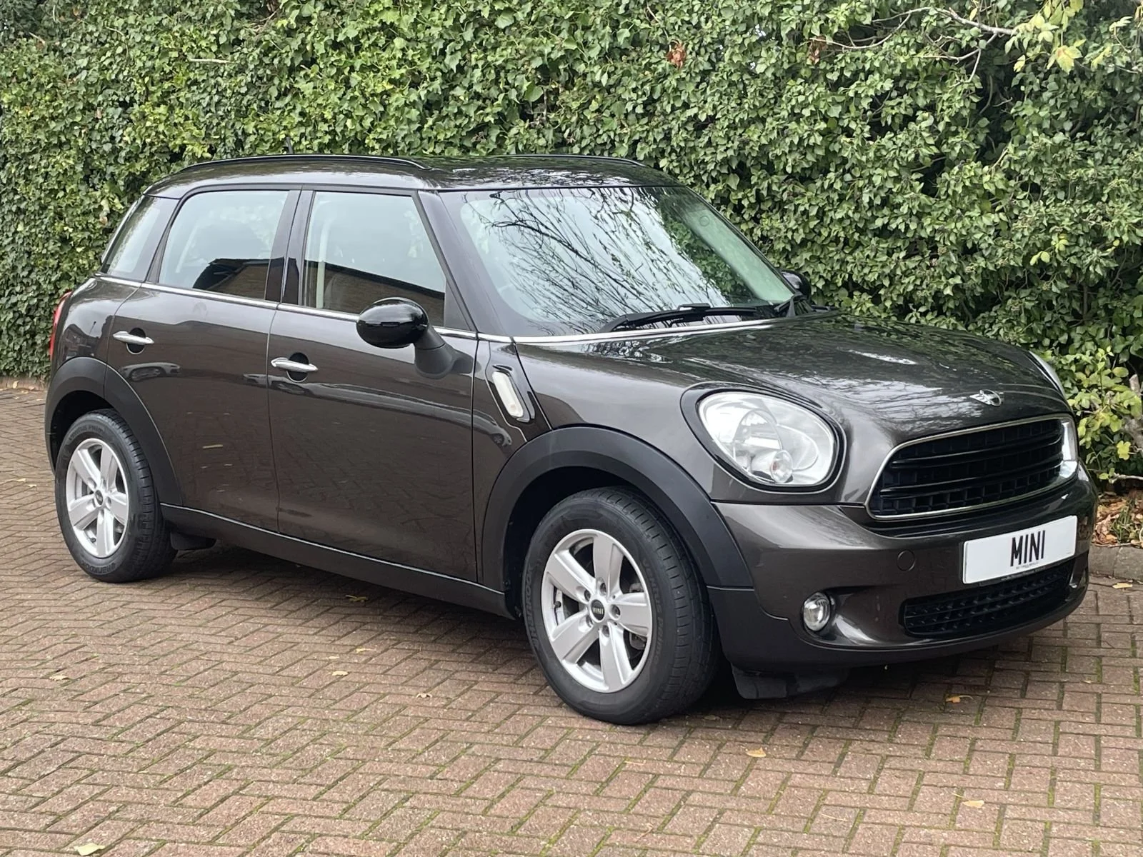 BV15 Midnight Grey Countryman Cooper Diesel 2.jpg