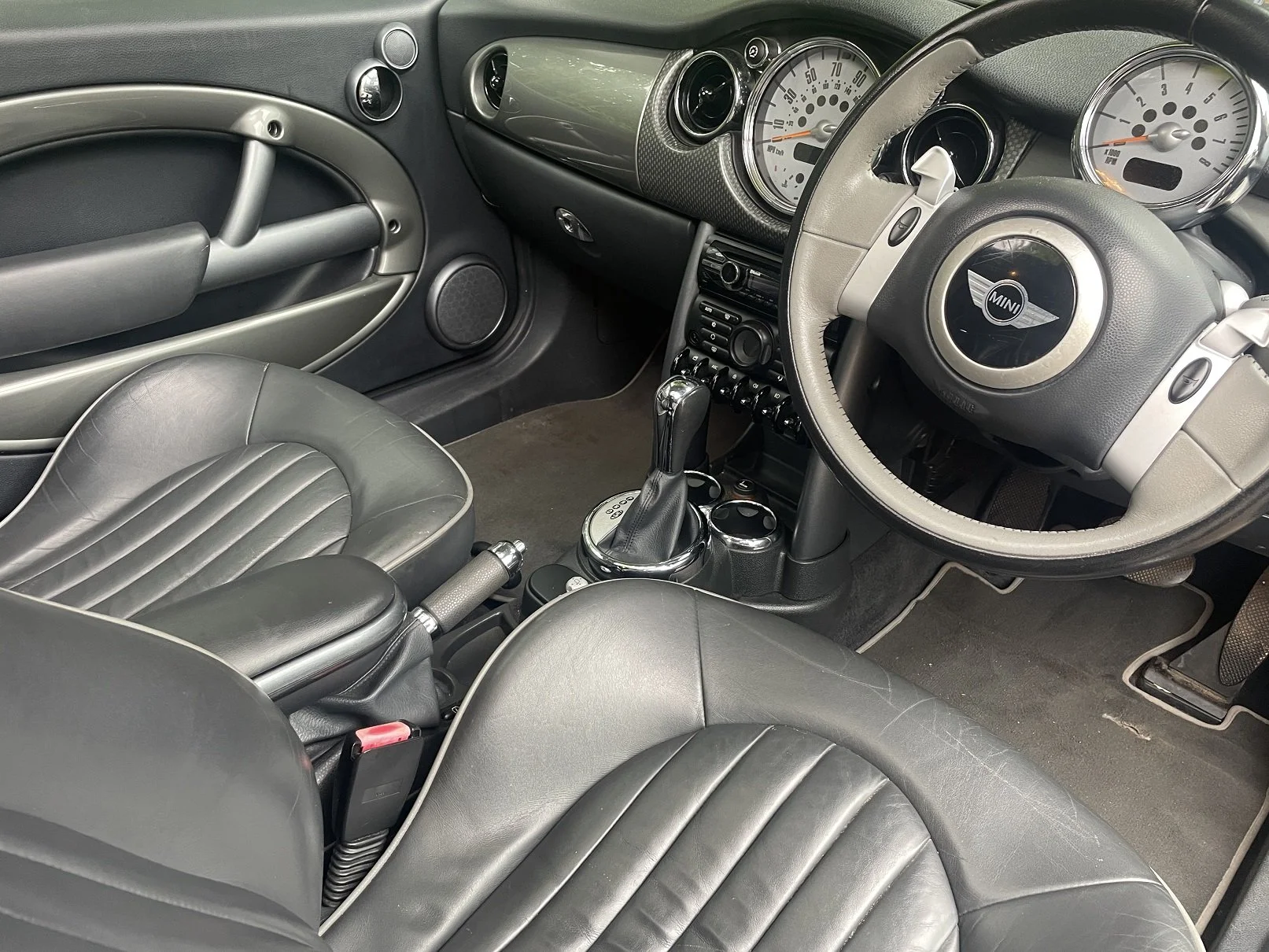 LR55 Automatic Park Lane 3.JPG