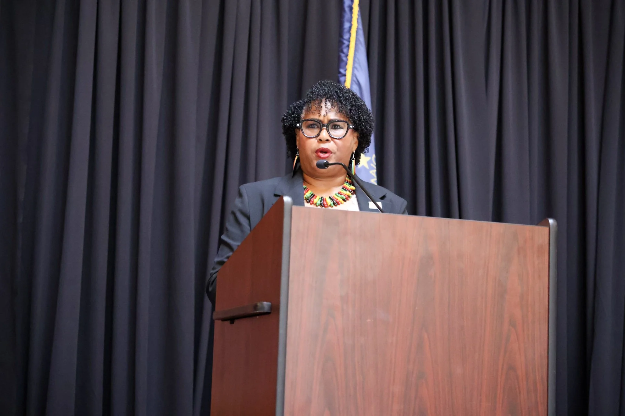 Pryor joins community members, faith leaders to advocate for religious freedom